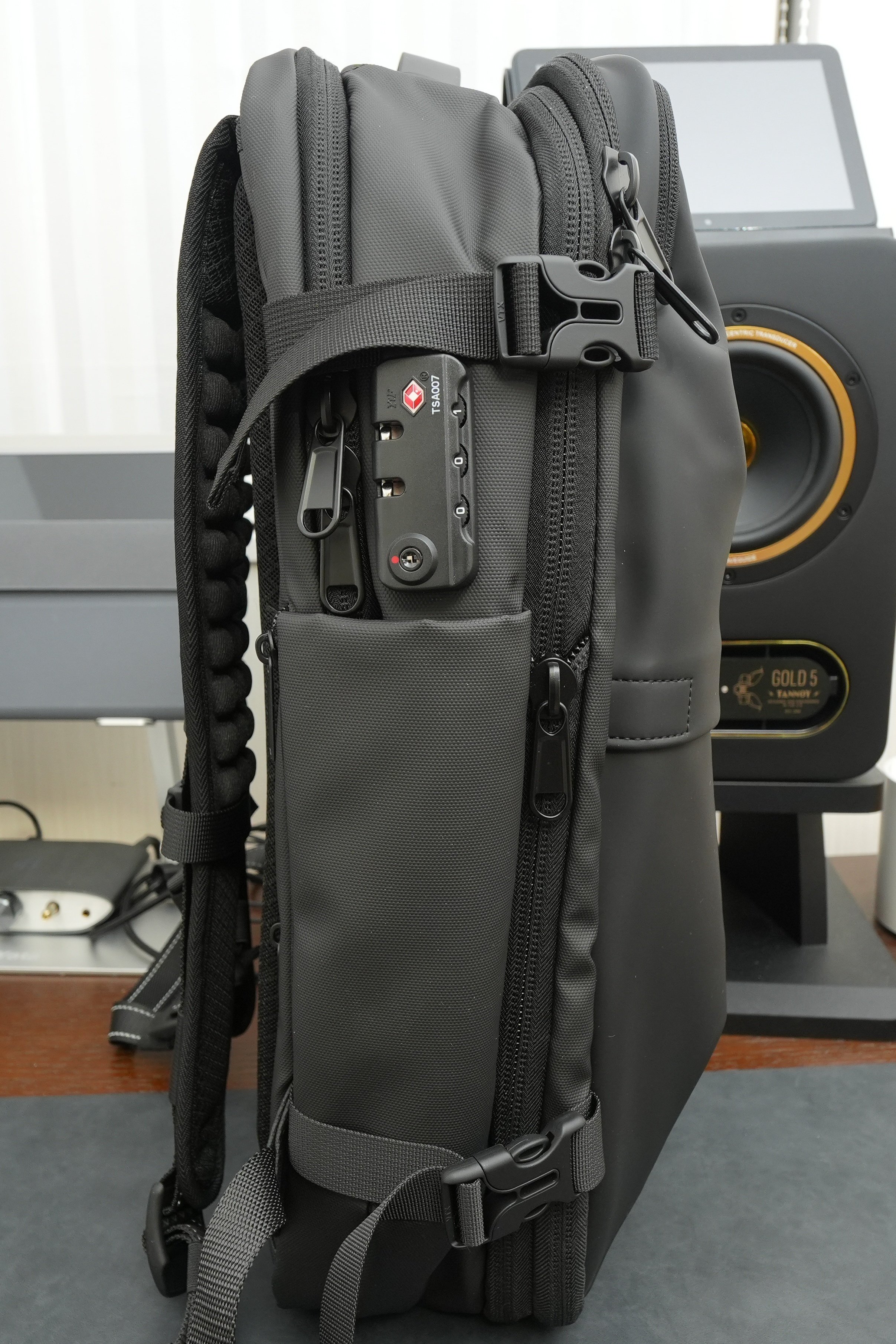 レビュー品】AIRBACK バックパック｜物欲名古屋人／サラリーマン