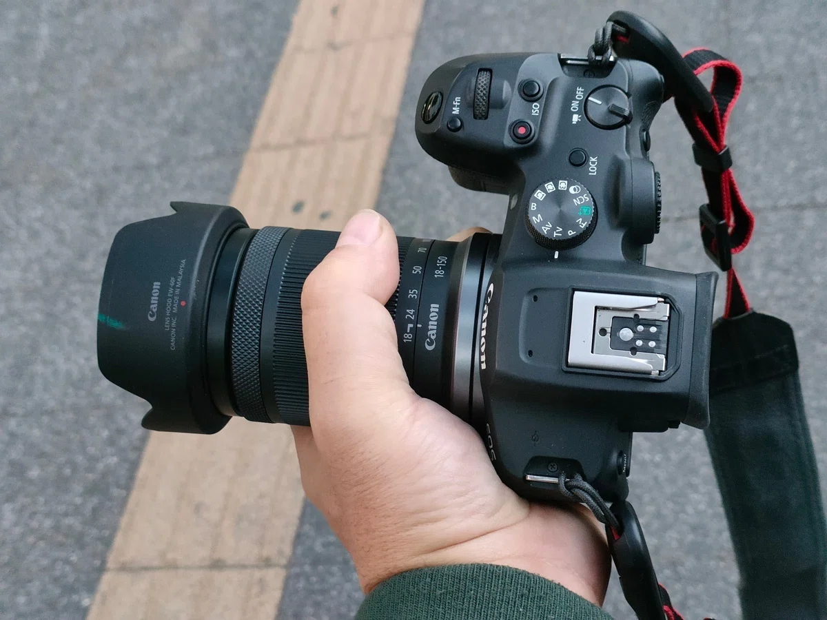 RF-S18-150mm F3.5-6.3 IS STMとEF-M18-150mm F3.5-6.3 IS STM 