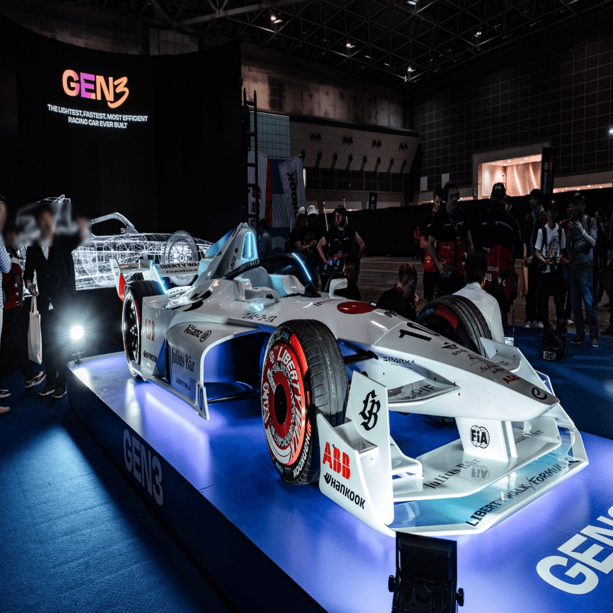 フォーミュラEの国内初レースで電気自動車の未来を体感