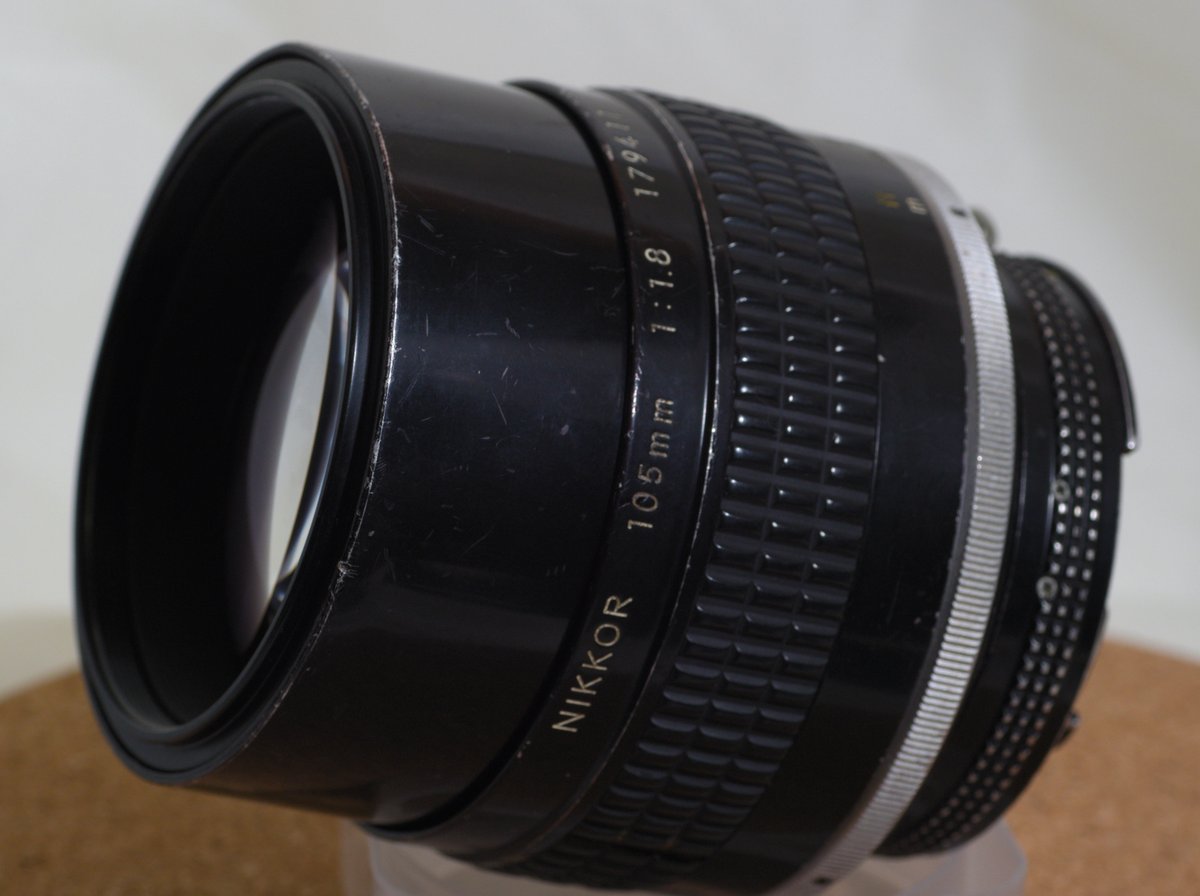 レンズ沼あれこれ：NIKKOR 105mm F1.8｜ひっくすK