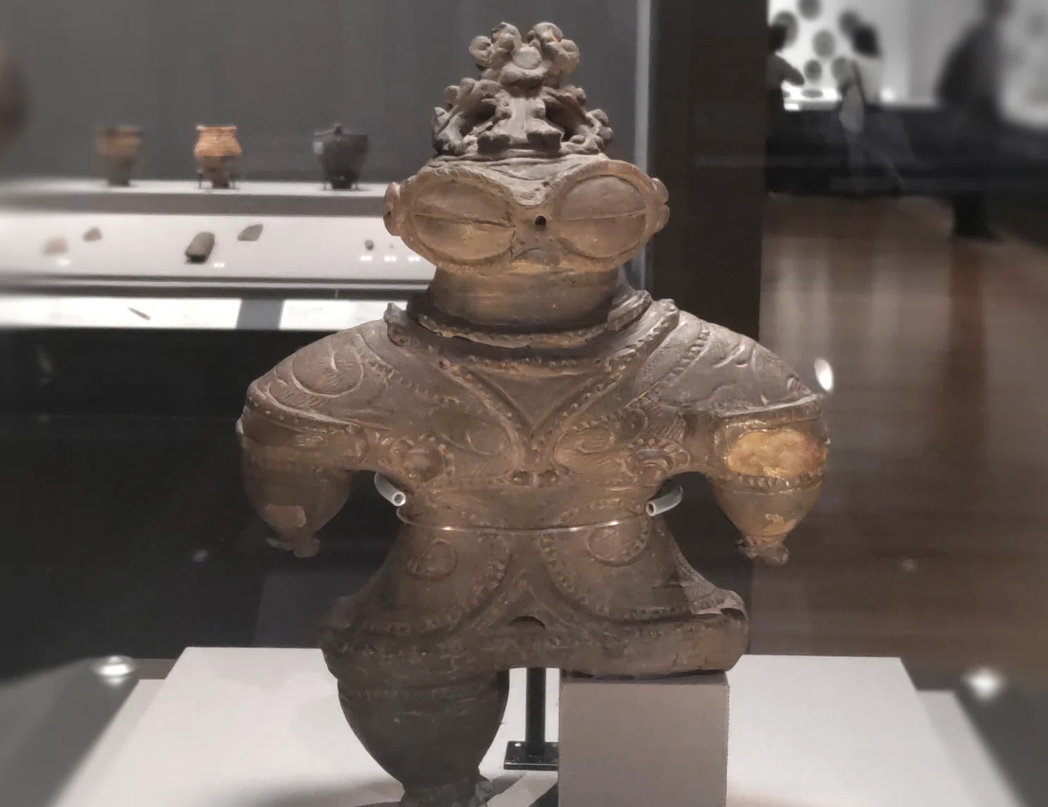 遮光器土偶　縄文時代　発掘品　出土品　骨董　アンティーク　置物　飾り物　彫刻 東京国立博物館 - コレクション コレクション一覧 名品ギャラリー 館蔵