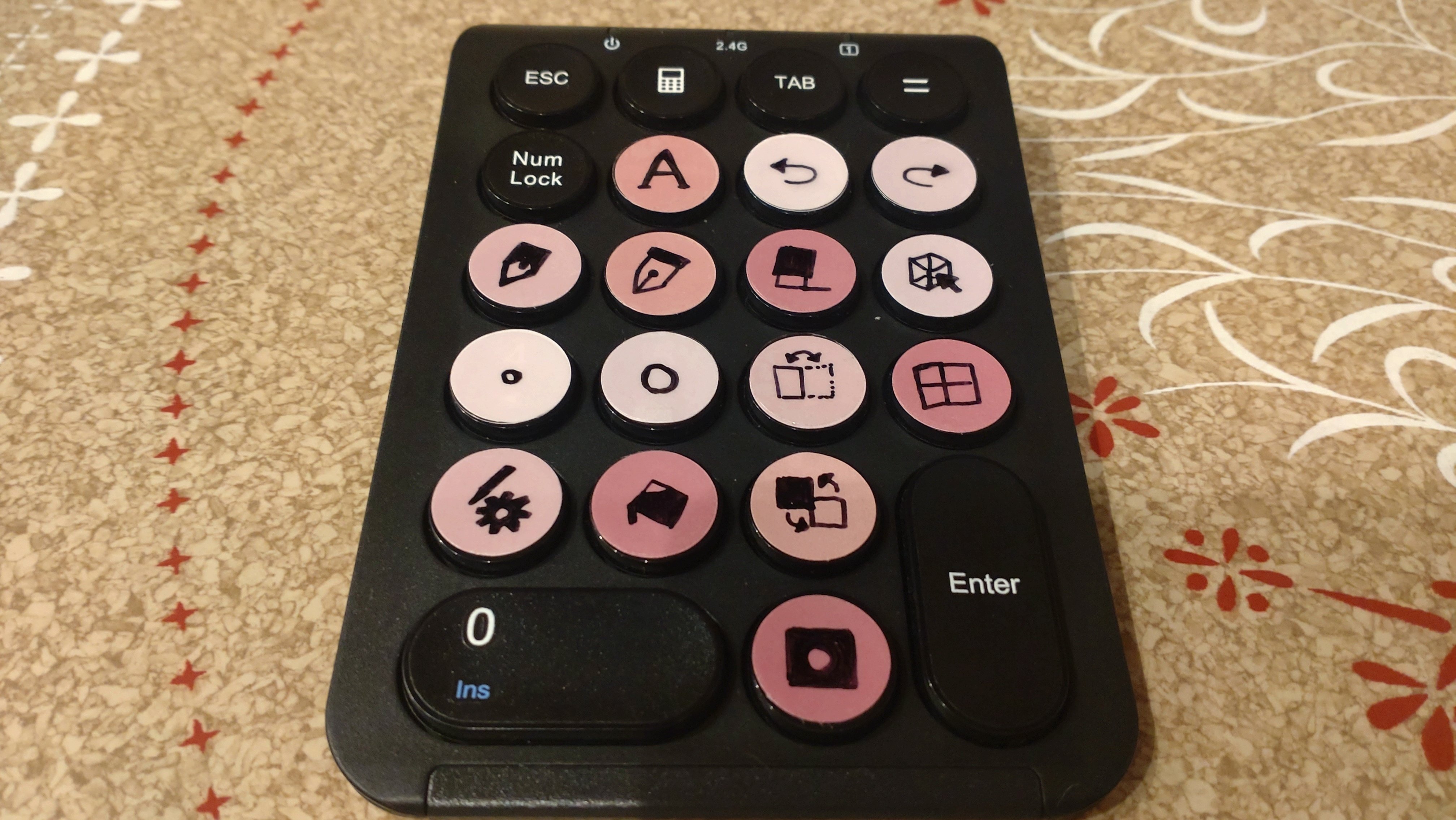 KiiBOOM Cybrix 16 左手キーボード 左手デバイス テンキー 81XR8-+S7BL._UF350,350_QL80_.jpg