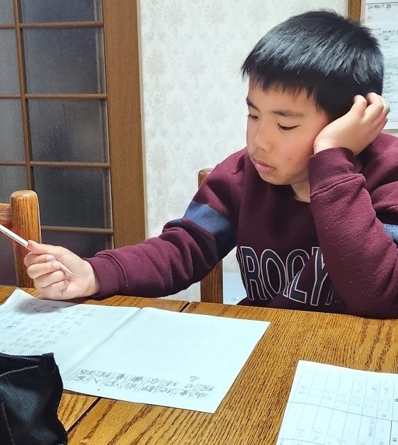子供への関わり方の参考になる？！ピアジェの発達理論｜misa