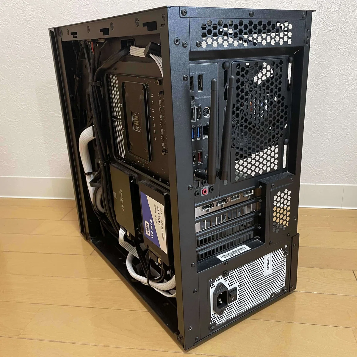 静音ケース Silencio S600 を使ってゲーミングPCを自作してみた 