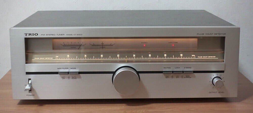 trio FM ステレオチューナー　KT-8300 TRIO KT-8300の仕様 トリオ