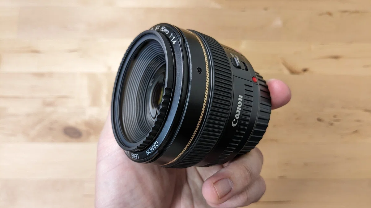 ガジェットレビュー】神レンズ！キヤノンEF50mm F1.4 USM｜EmuLog 