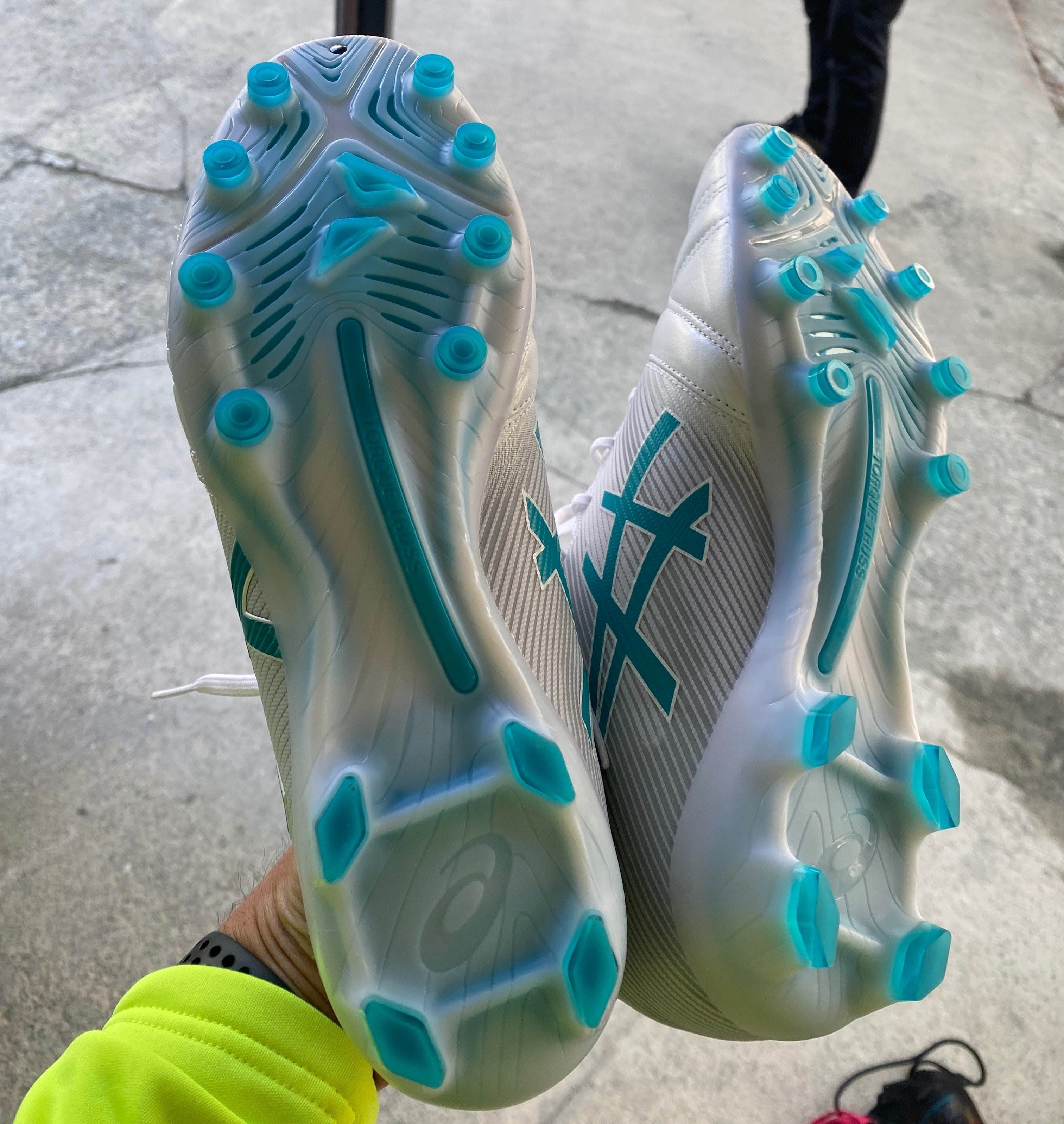 ULTREZZA 3｜逗子のサッカーショップMIZOAK SPORTS（店長）高橋雄