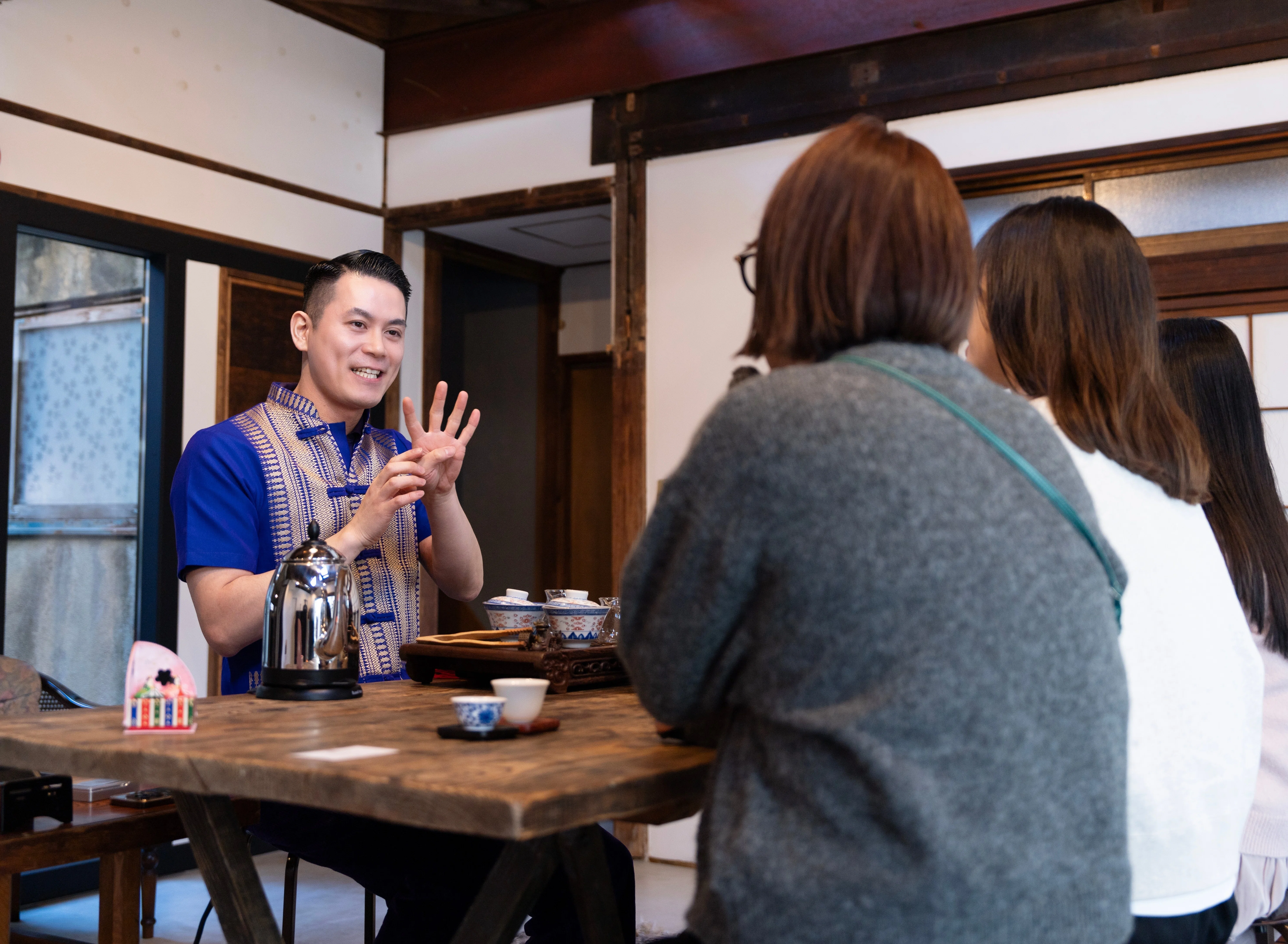 東京消費 #12＝完 「中国茶会」sandz｜BUNBOU WEB