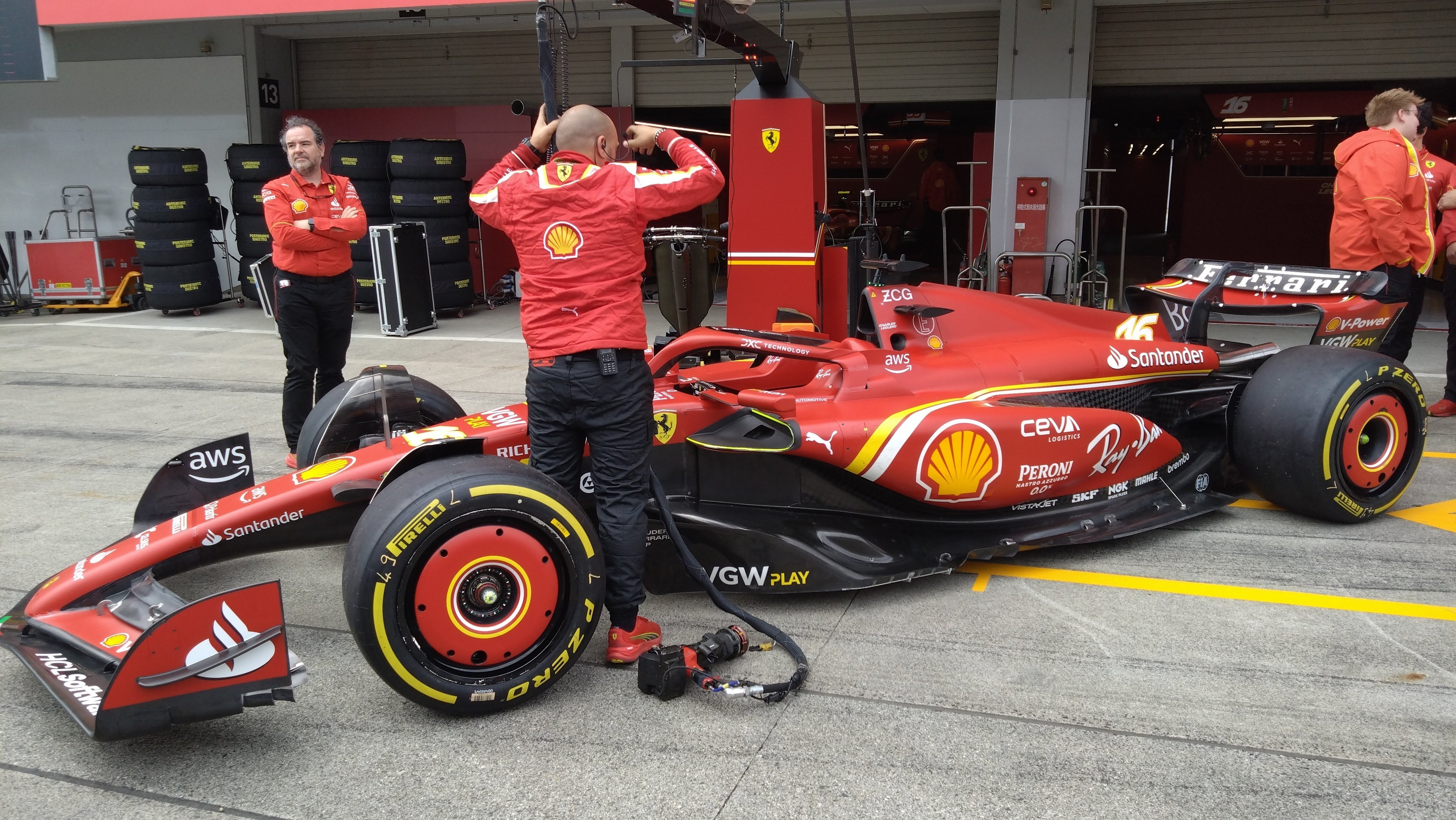 コレクション整理 F1日本GP 鈴鹿 2015年VIPパドックパス (F1)｜売買