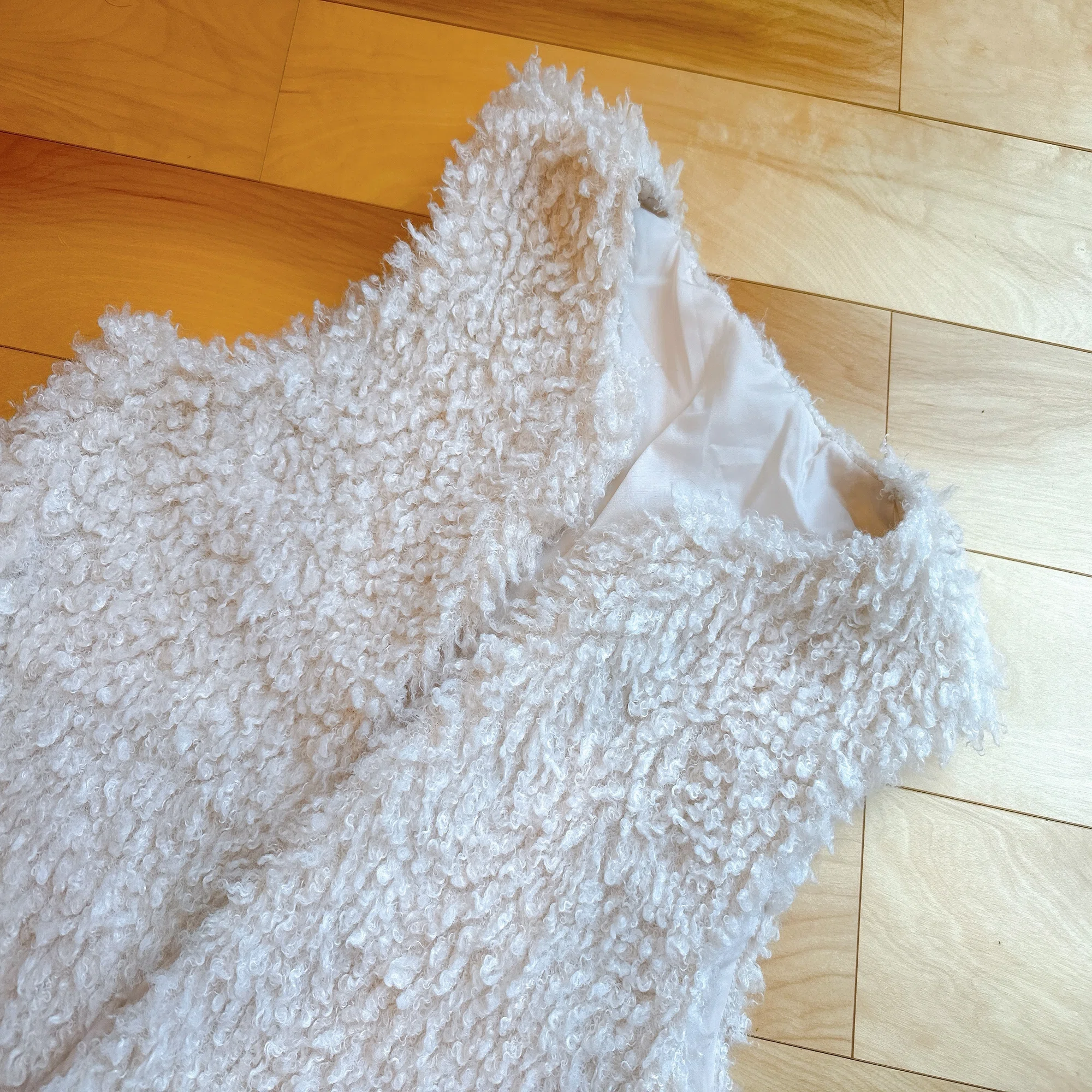 I Love Gilets: I Bought a Faux Fur Gilet That