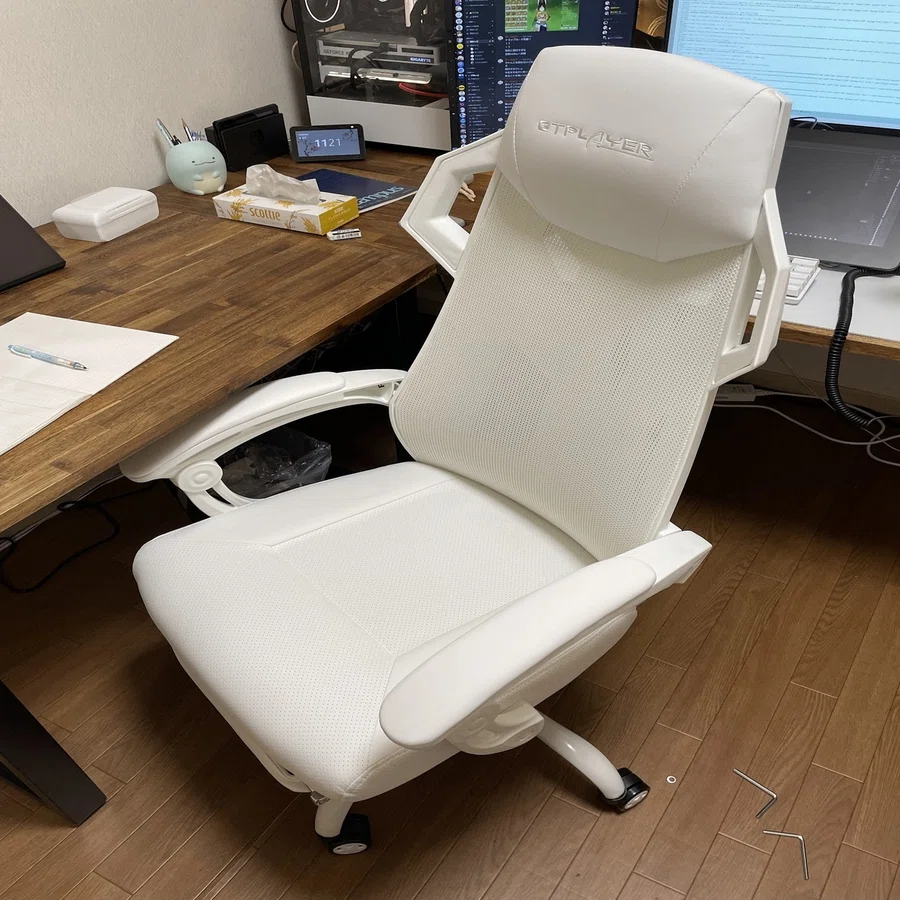 1年立たず壊れた2万円の白い中華ゲーミングチェア【GTPlayer luft310 