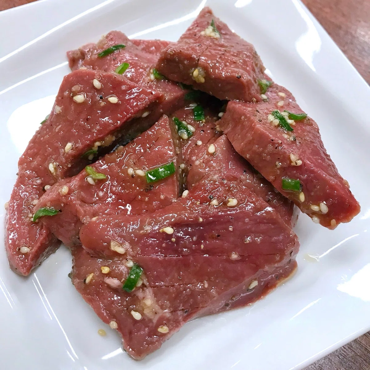 牛心臓のあらゆる部分を食べ比べてみた!|ホルモン★もいしょう