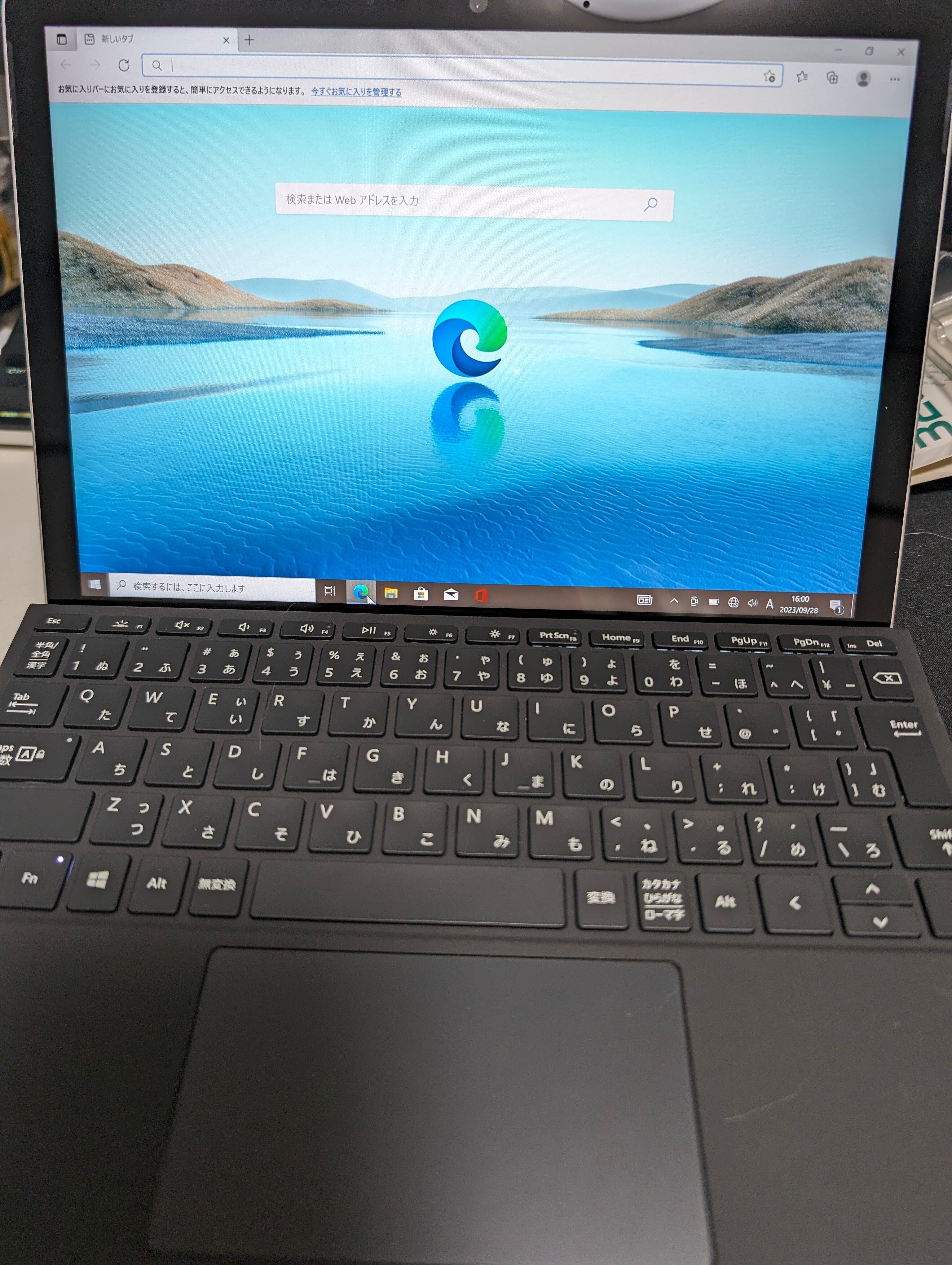 お手軽パソコン2in1 Amazon.co.jp: GZBOX 8.0インチ ノートパソコン 2in1 ノート