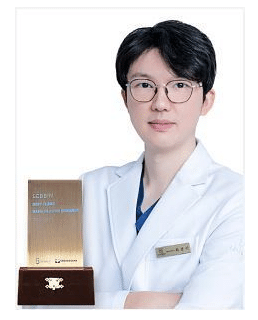 韓国整形 豊胸 谷間 バストアップ シリコンバッグ アクアフィリング 豊胸専門医