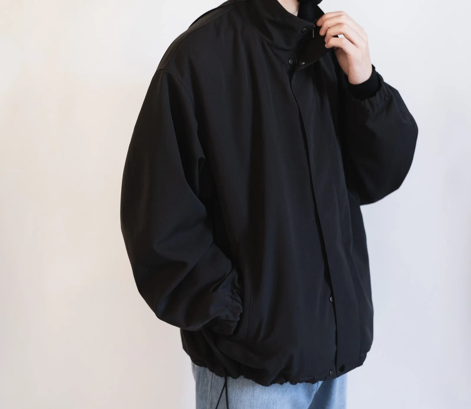 春アウター追加・最終便、ドメスティックブランドが価格妥当性を 