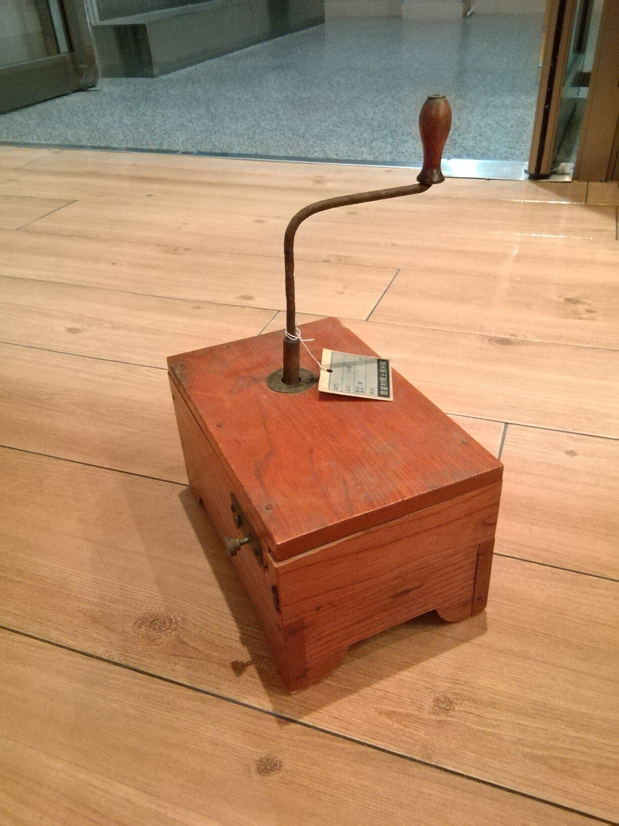 館内探検⑤昔の養蚕道具｜中央市豊富郷土資料館