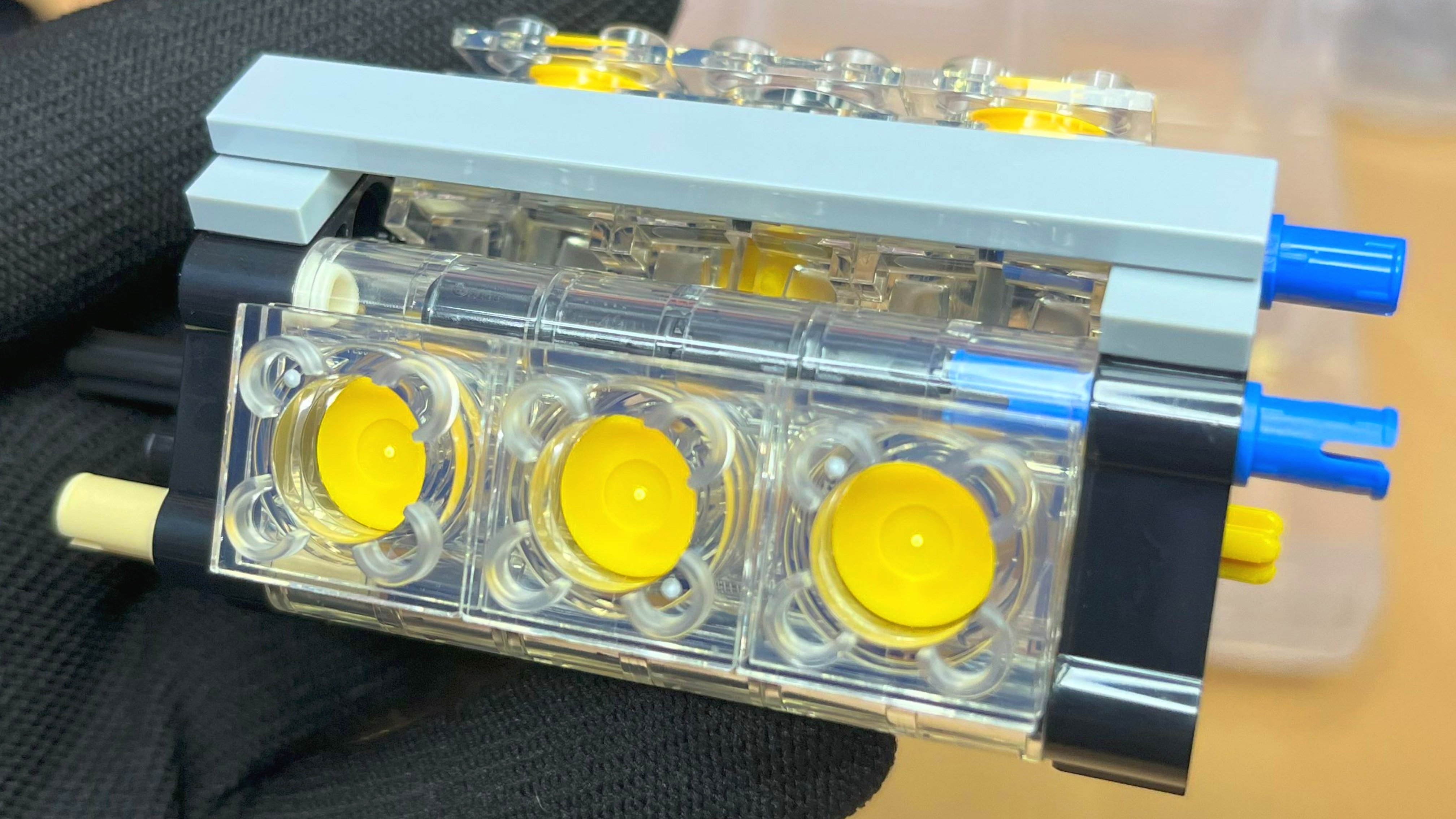 商品レビュー】 42154 2022 フォード GT｜テクニクル レゴ好きが作る