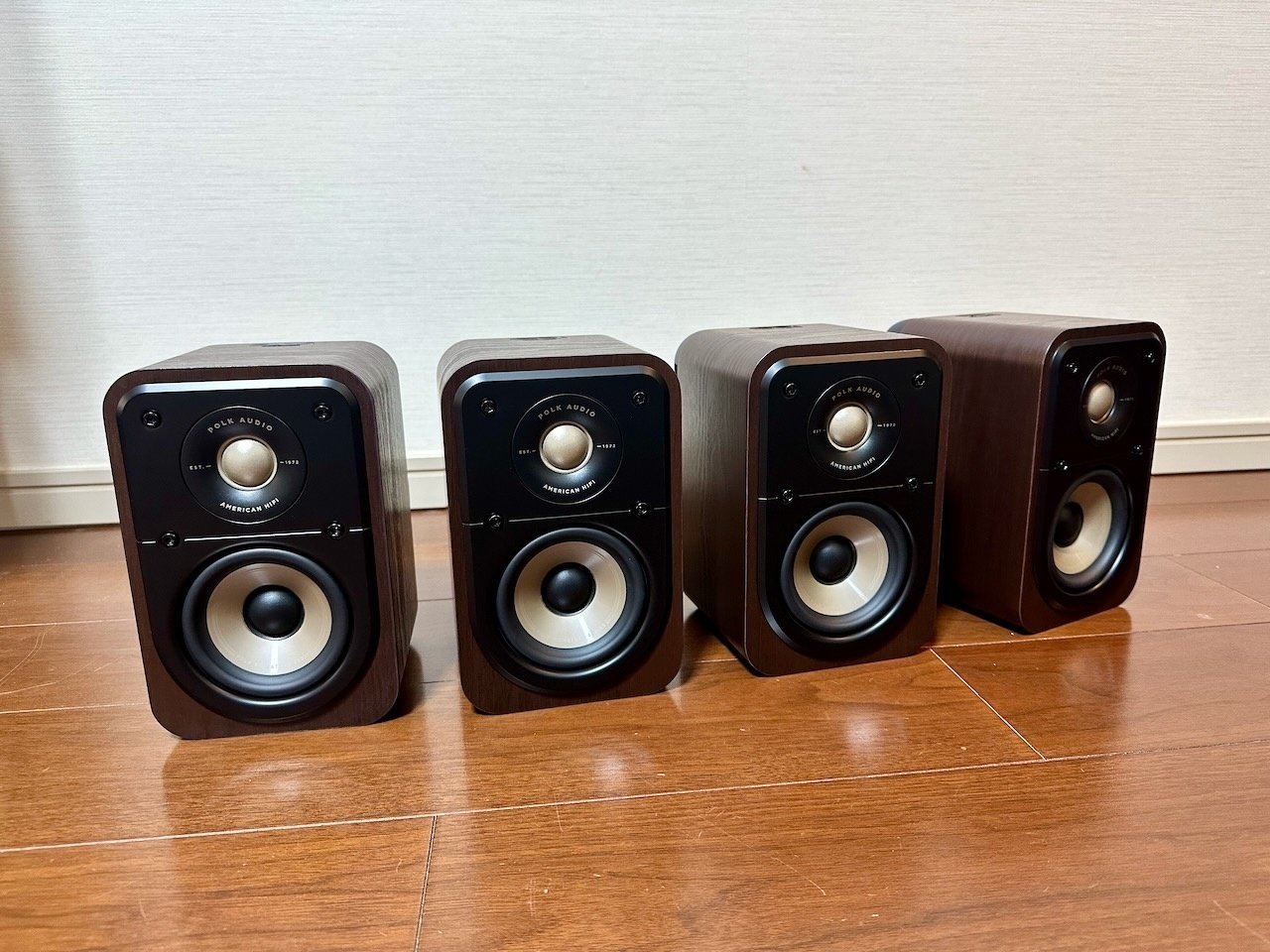 フロントとサラウンドスピーカーにPOLK AUDIO ES10を導入