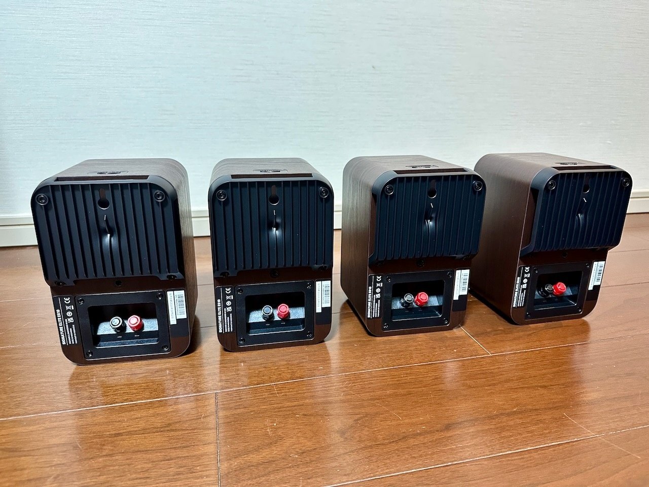 フロントとサラウンドスピーカーにPOLK AUDIO ES10を導入 フロントとサラウンドスピーカーにPOLK AUDIO ES10を導入