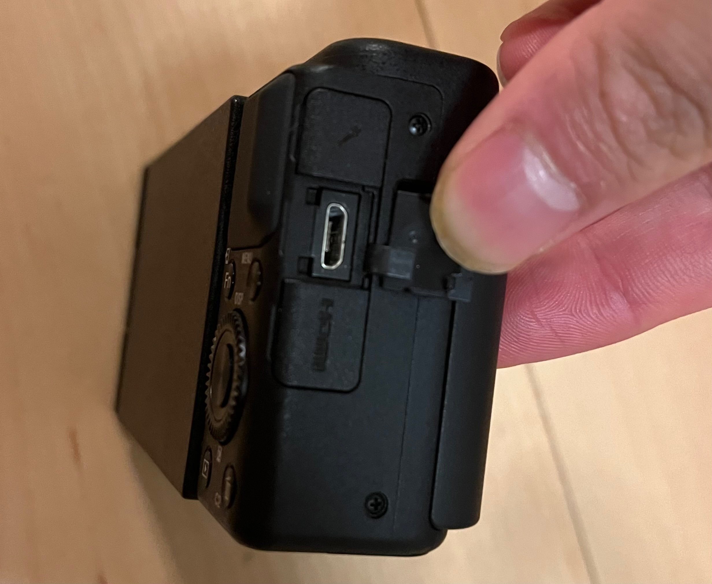 ZV-1】 2ヶ月レビュー｜Muttsu 303