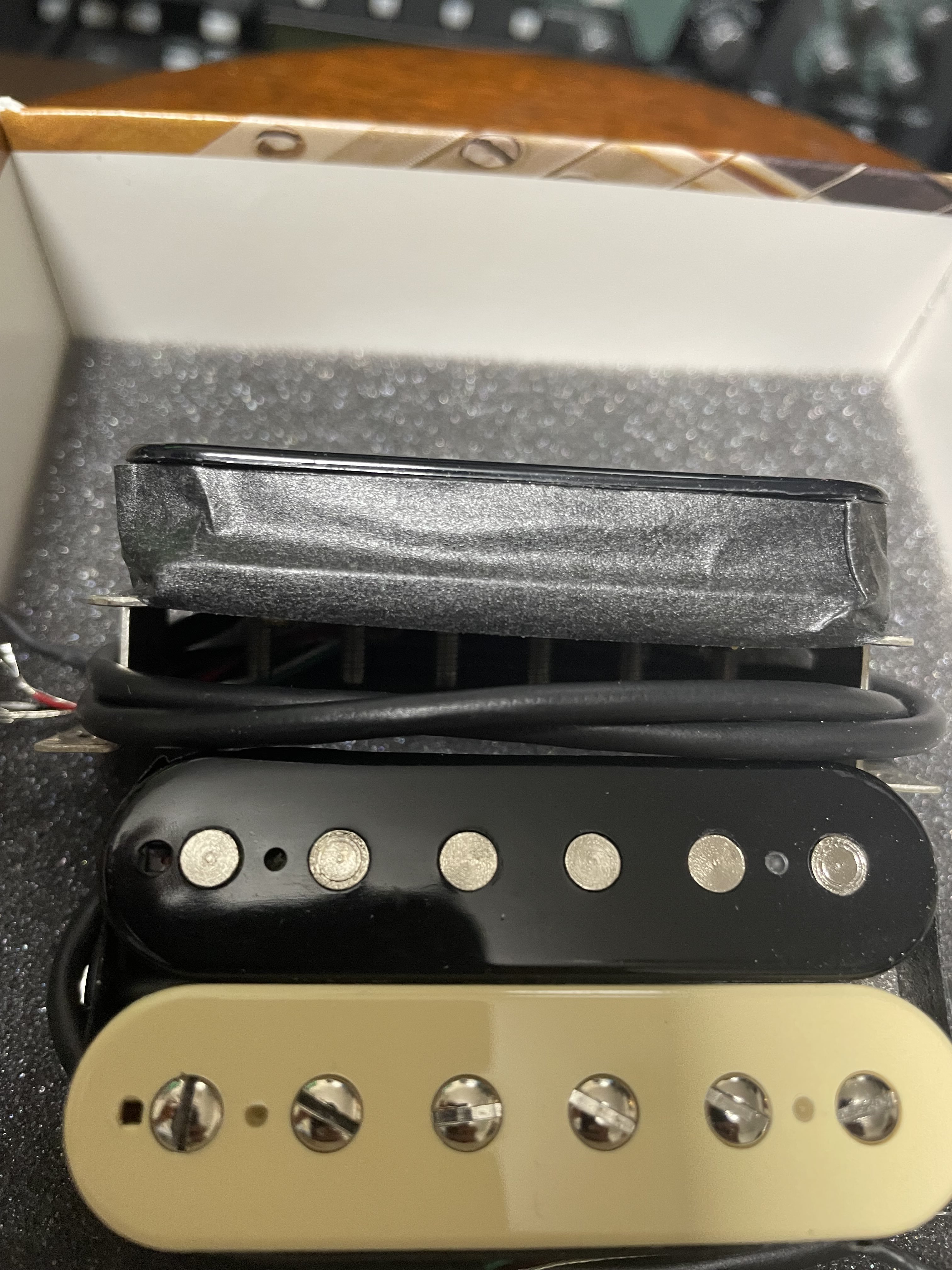Bare Knuckle Pickups ( ベアナックルピックアップス ) The Mule