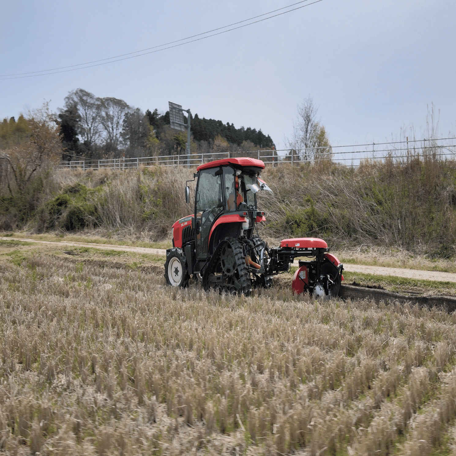 あぜ塗り機｜平昭七記念財団