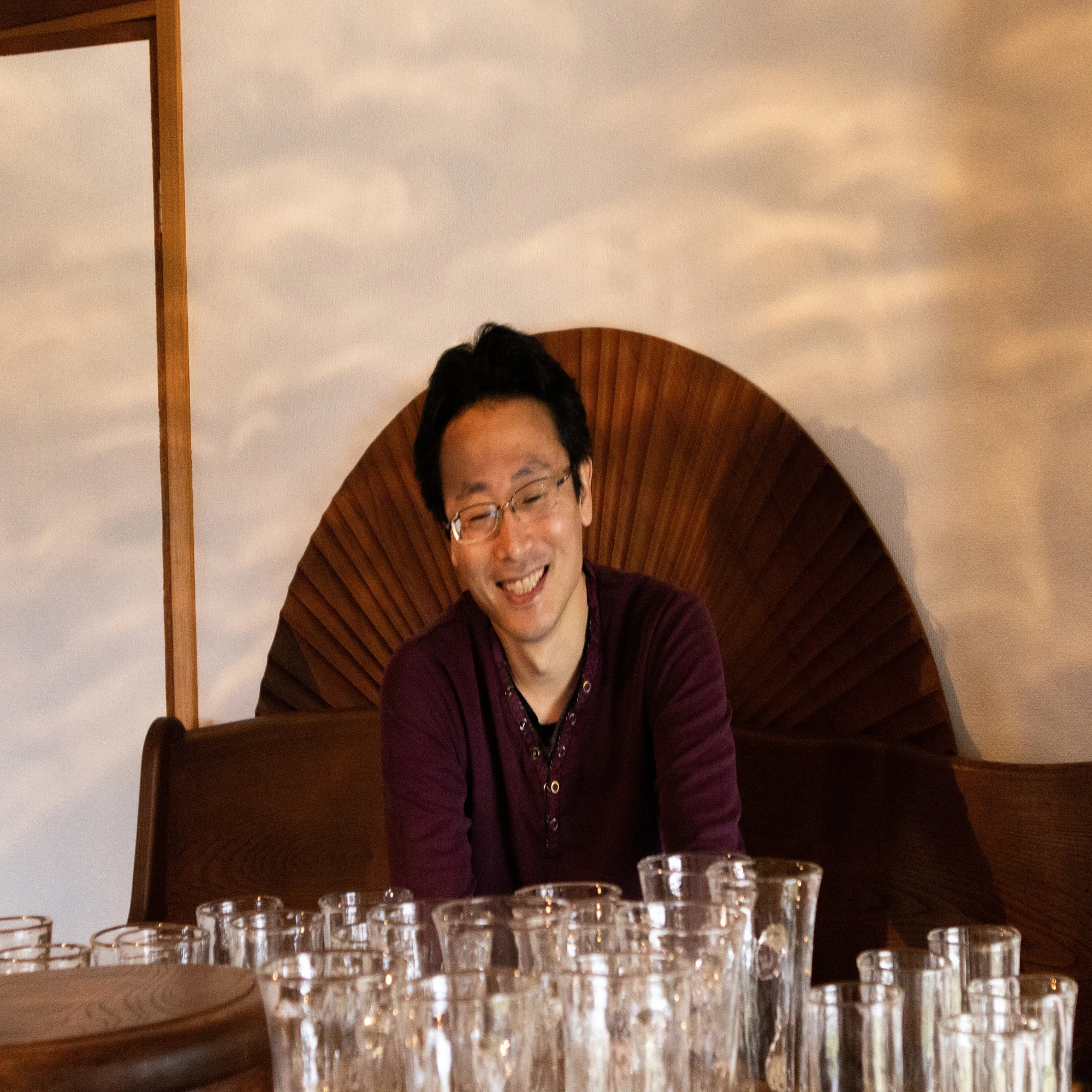 インタビューと工房探訪記】ガラス作家・安土忠久さんと天平さんが残す 