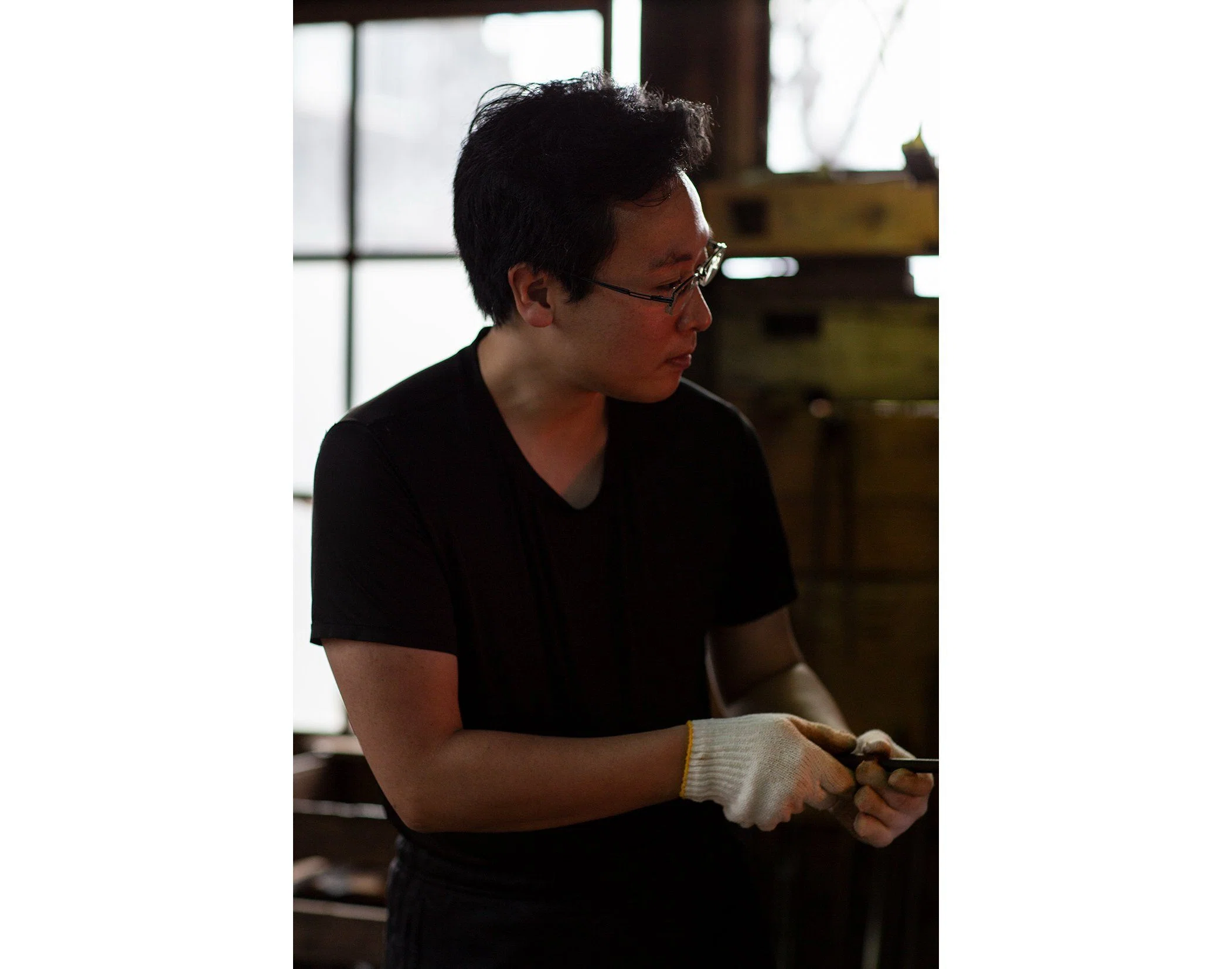 インタビューと工房探訪記】ガラス作家・安土忠久さんと天平さんが残す