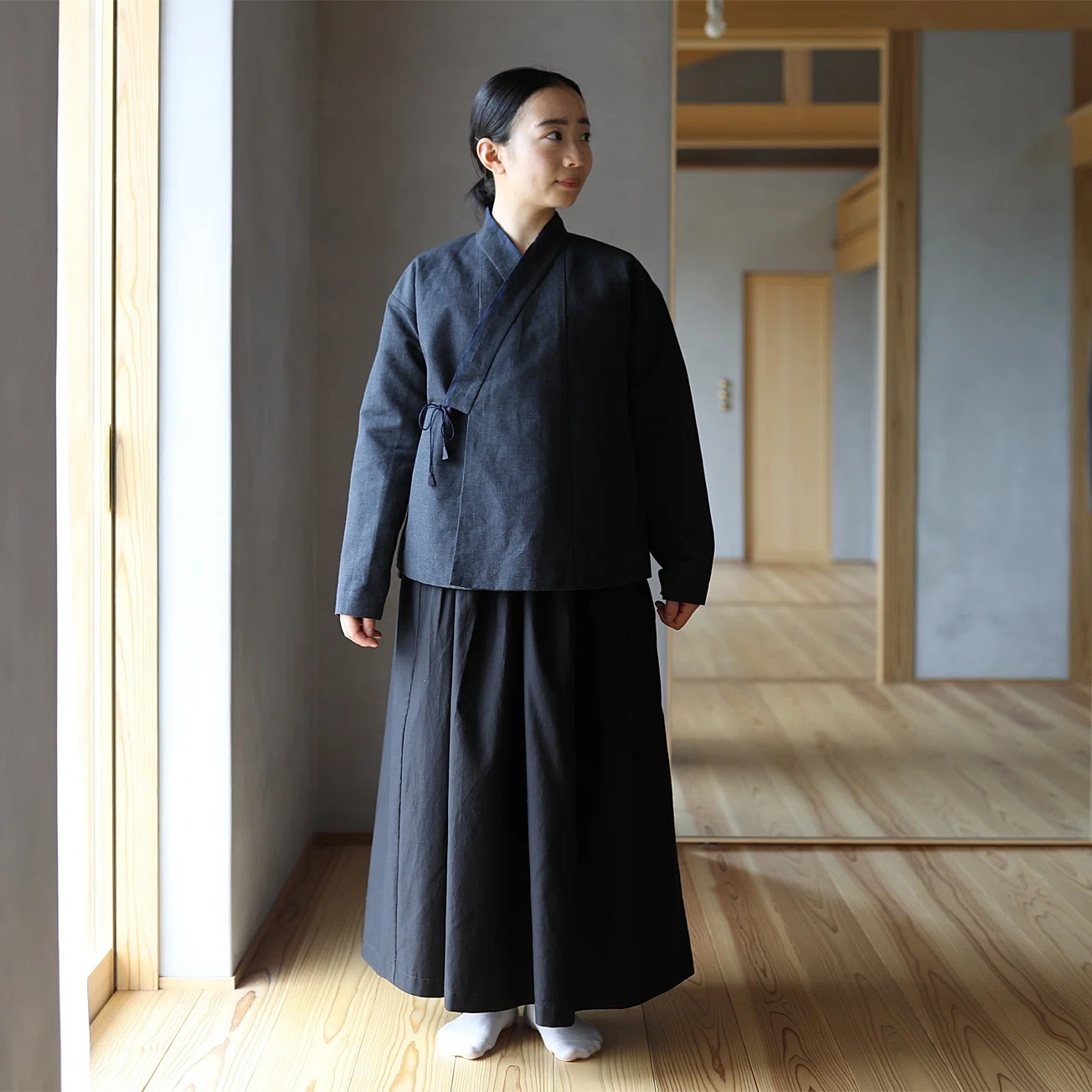 4月23日-5月6日｜えみおわす 春夏の服｜恵文社 | 本にまつわるあれこれ 