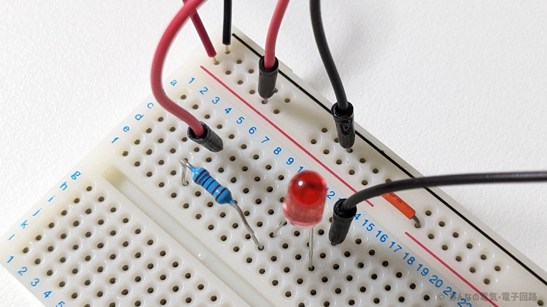 ブレッドボードの使い方とは？｜みんなの電気・電子回路
