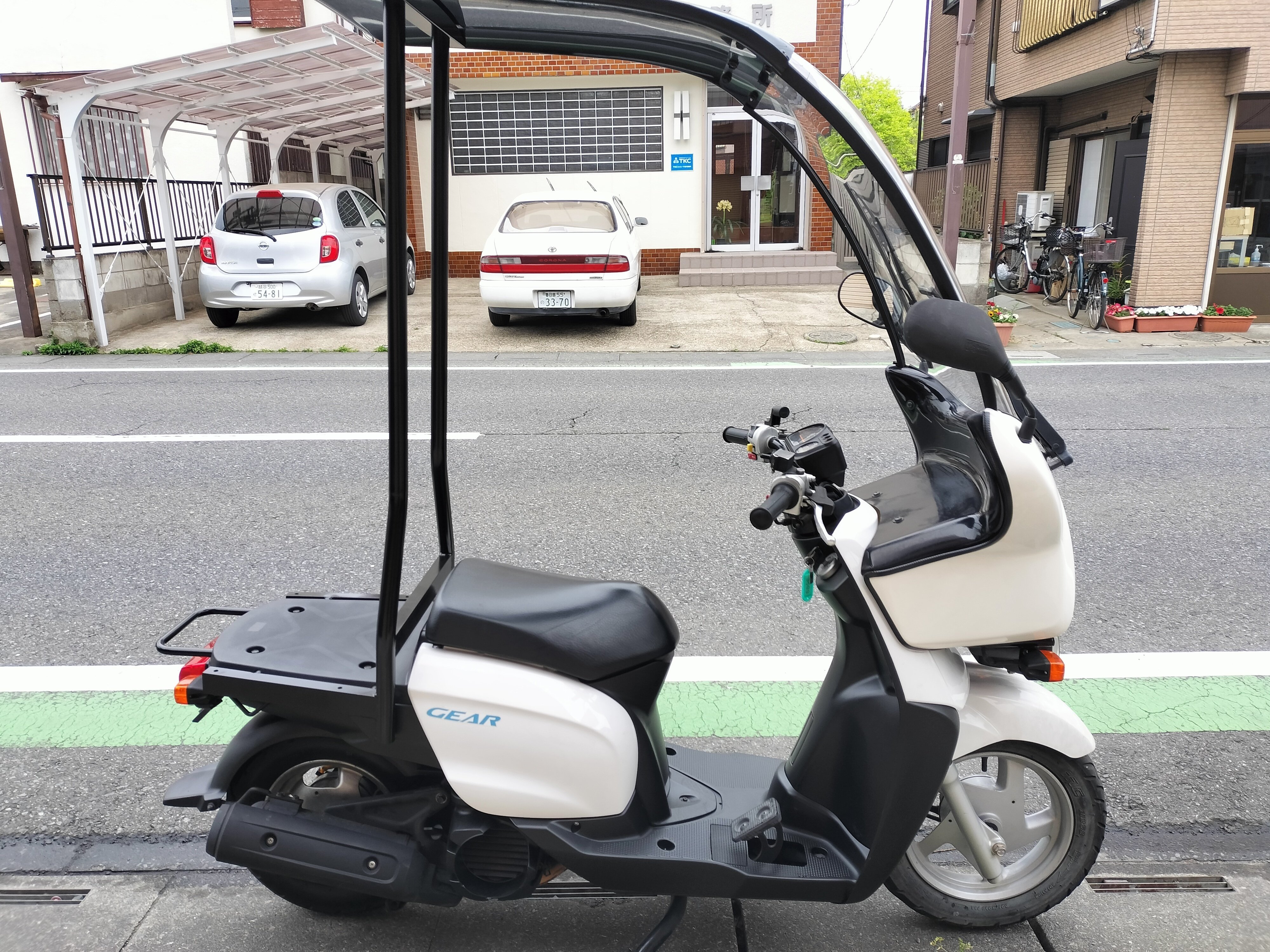 美車】ヤマハギア UA08J 帝都ルーフ付　エンジンO/H済　屋根付き　デリバリーバイク　フルメンテ【高年式】 ご成約致しました】UA08J 50cc 帝都産業ルーフ②｜suzukimotors