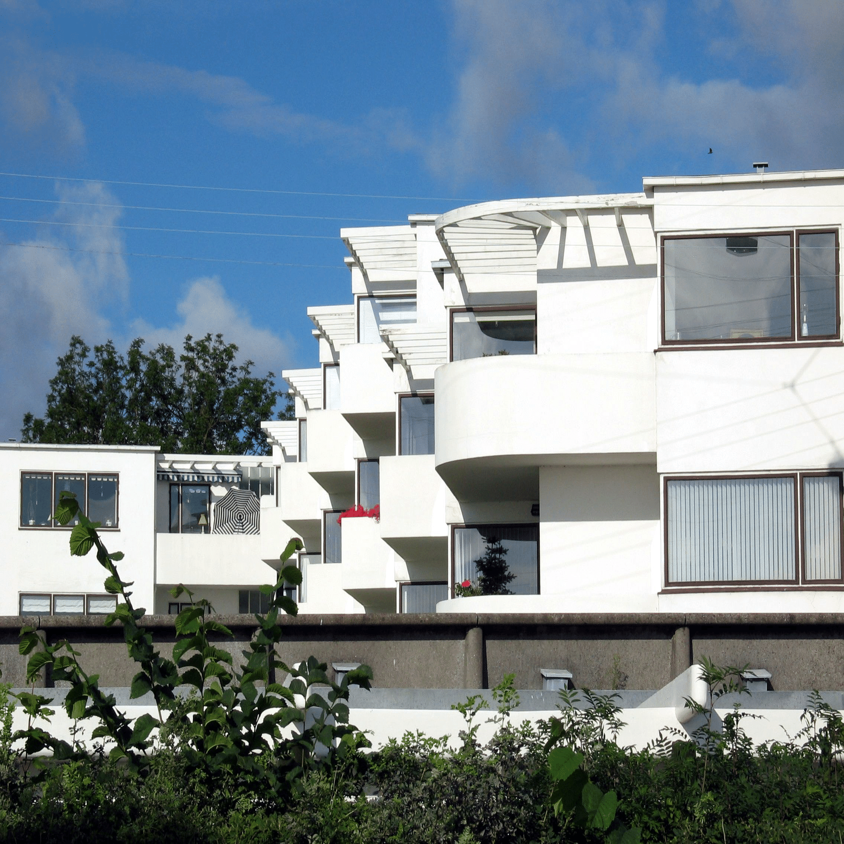 Architecture in Transition モダニズム建築 美術史第40章『モダニズム建築』｜春賀蓮之介