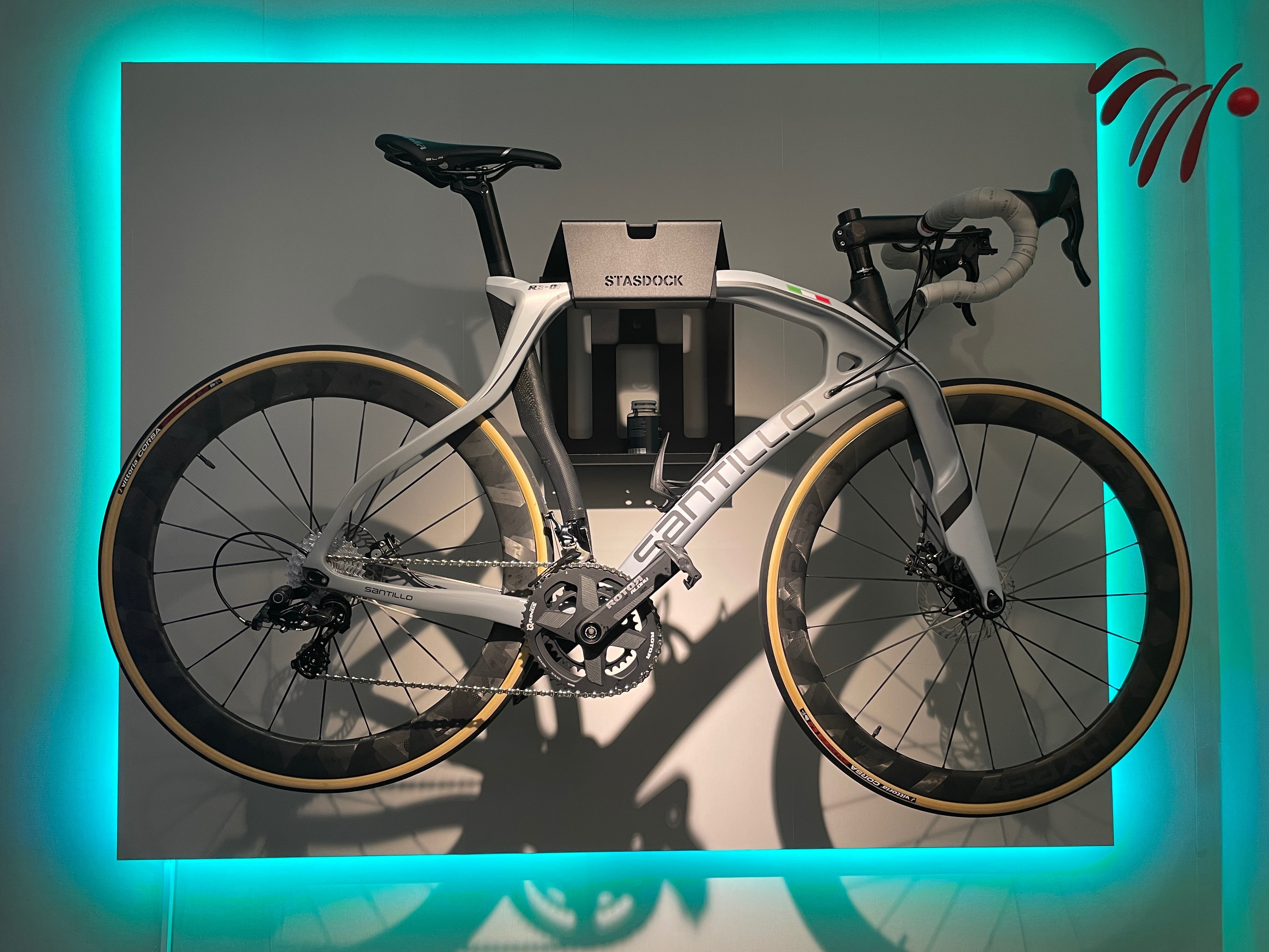 STASDOCK 自転車用収納ラック ブラック Black Bicycle Wall Mount System | Buy a Black Bike Dock