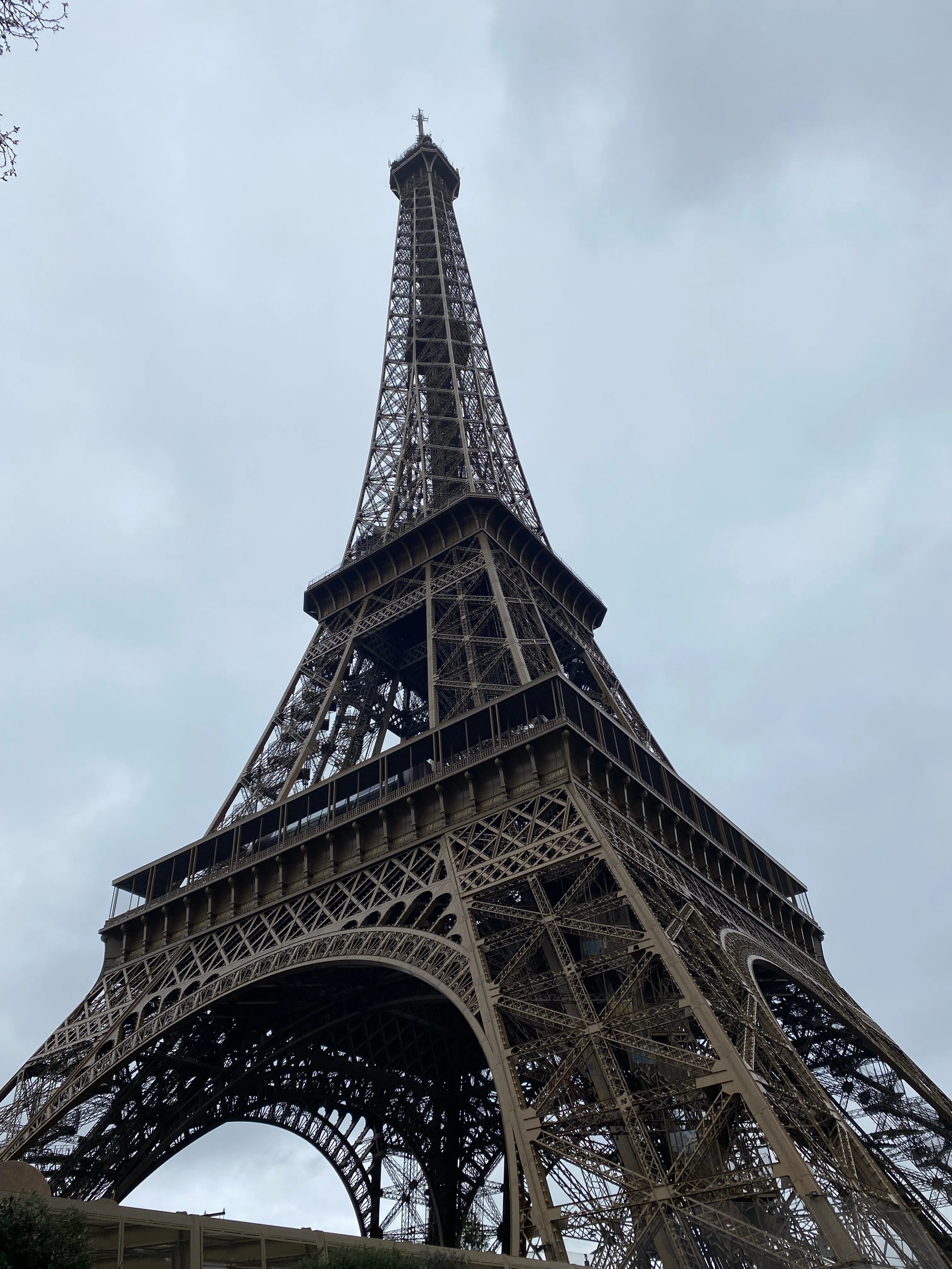 ネオン管（本物）PARISエッフェル塔 Amazon.com: Paris Neon Sign