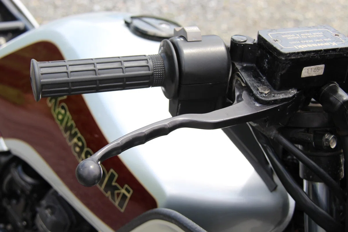 現状販売車k様GPZ400F（売約済）｜タサキチューニング