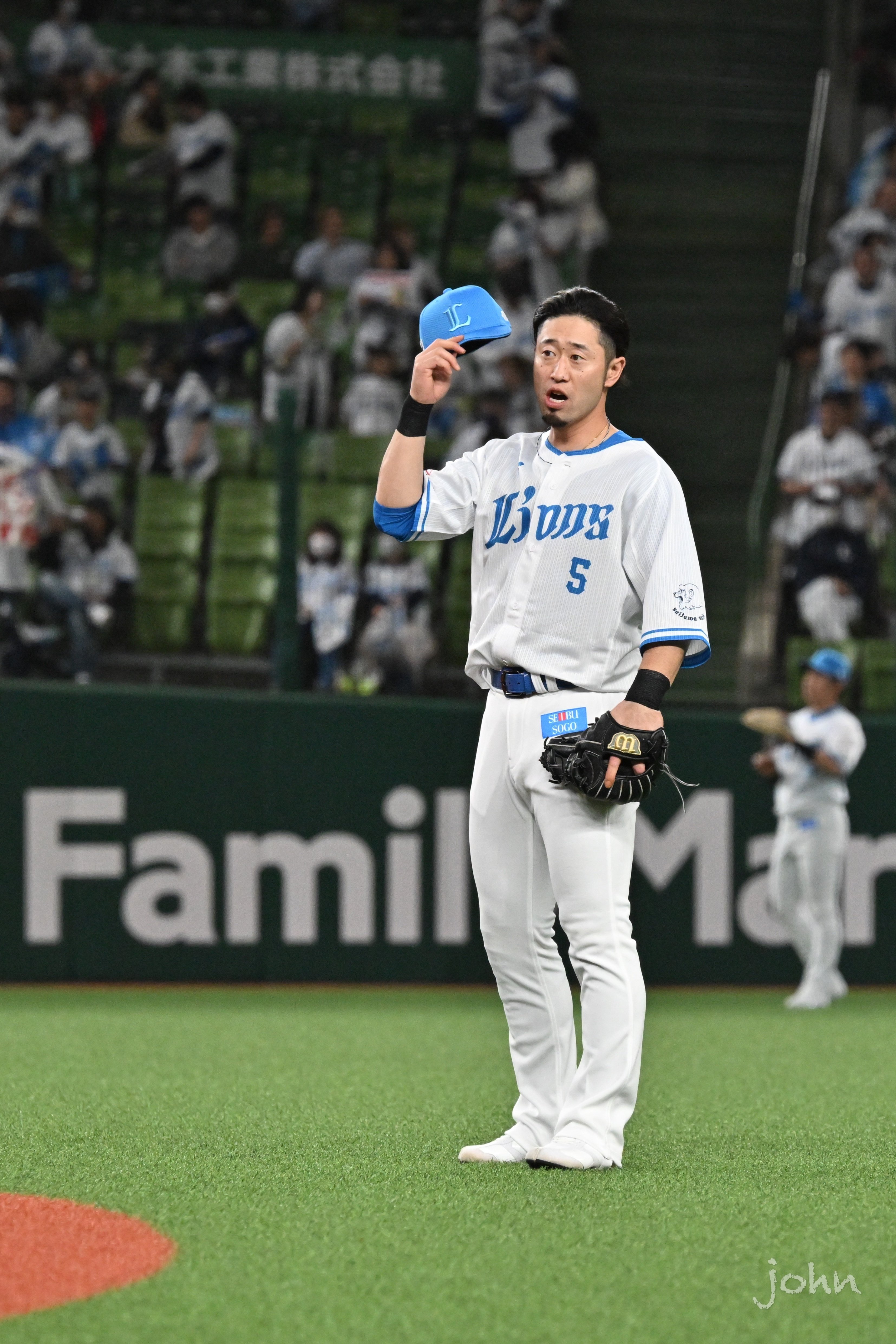 f/8でプロ野球撮影できるの！？NIKKOR Z 28-400mm f/4-8 VR を想像して