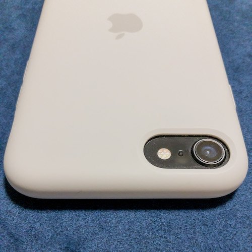 iPhone SE(第2世代) Apple 純正シリコーンケース超長期レビュー