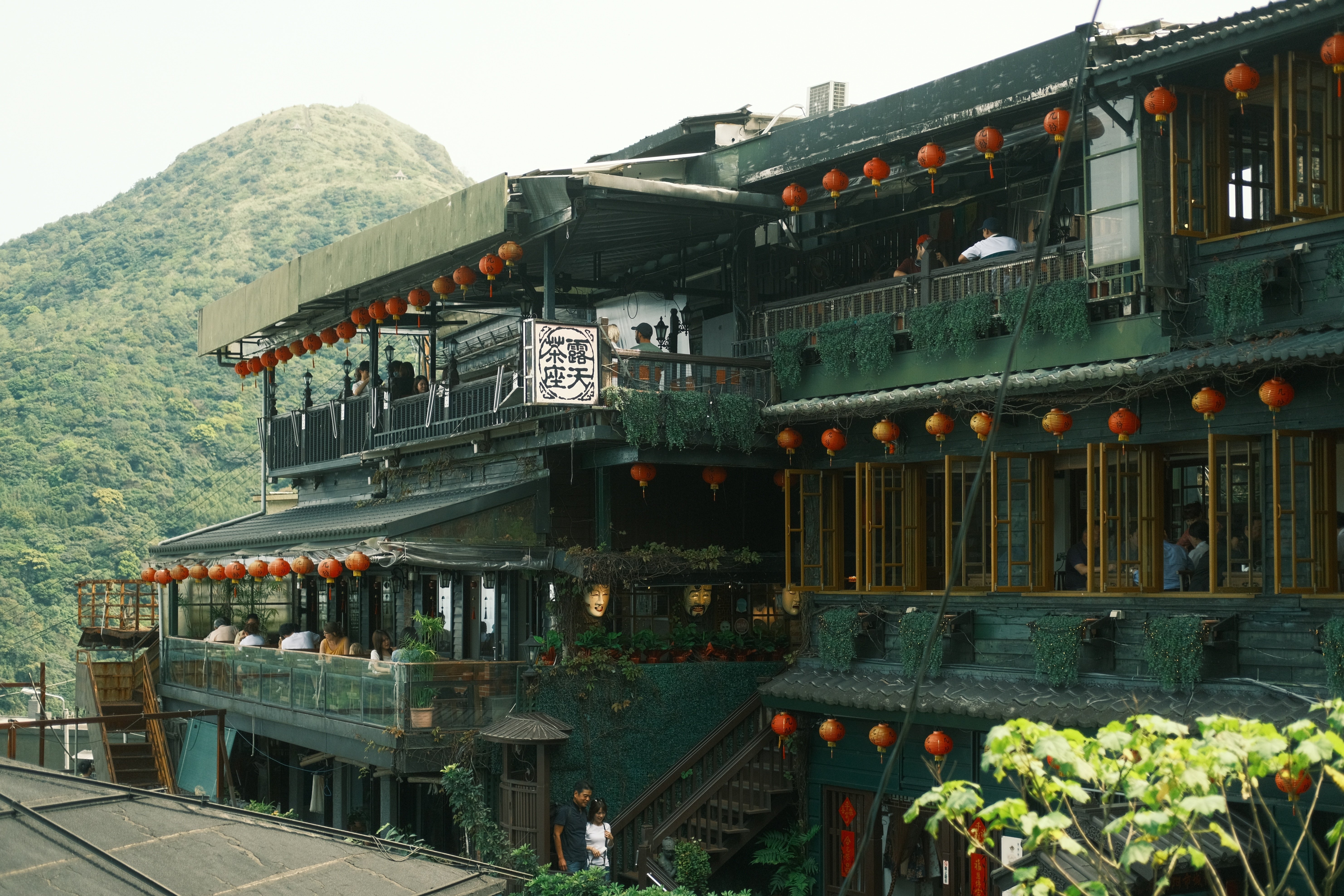 D83-2024 | 台北 午前九時の九份｜Takehiko Ono