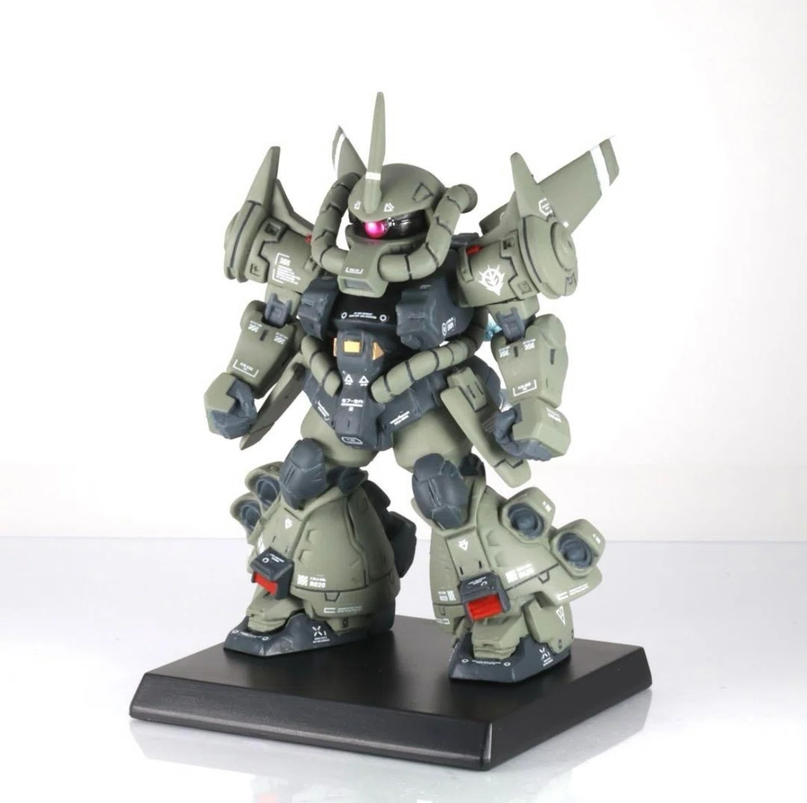 ガンダムコンバージ グフ・フライトタイプ｜こもPのモデリング備忘録