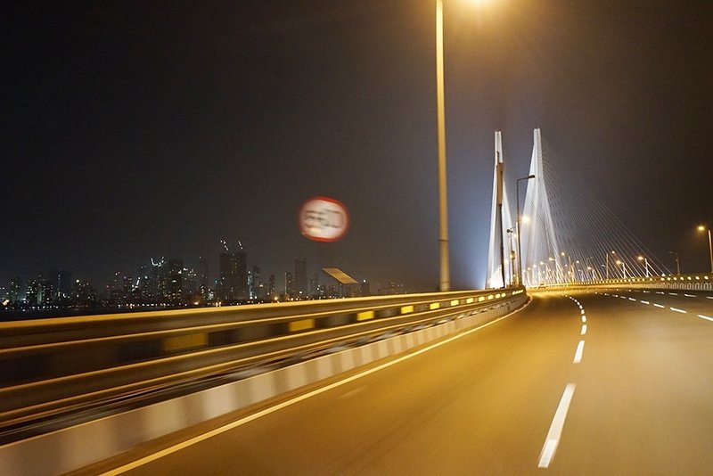 大都会ムンバイの高速道路
