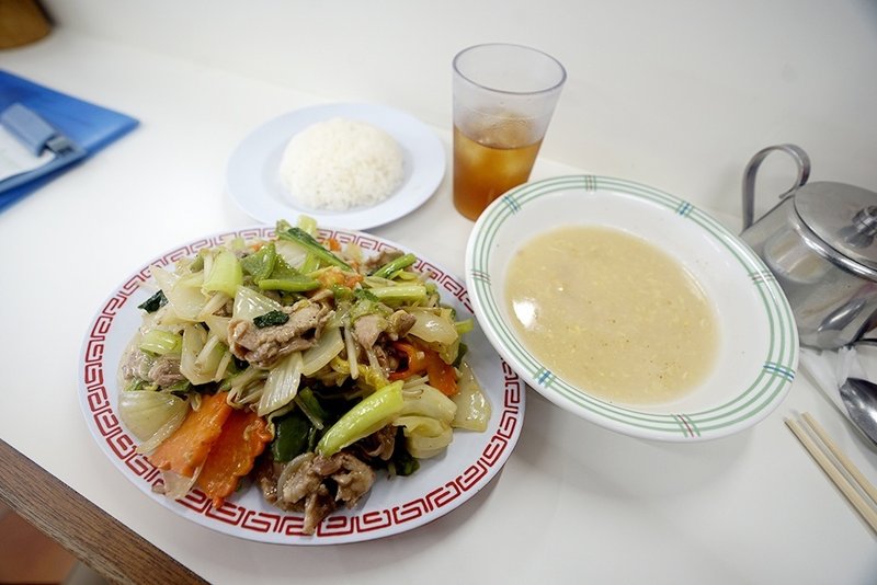 沖縄の米軍基地近くの食堂で食べたチャプスィ