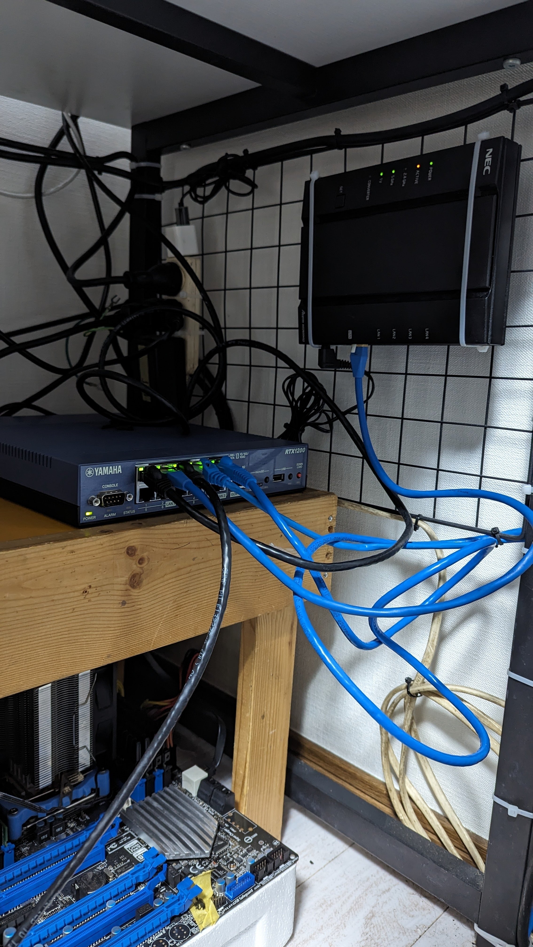 自宅サーバー遍歴｜るろん