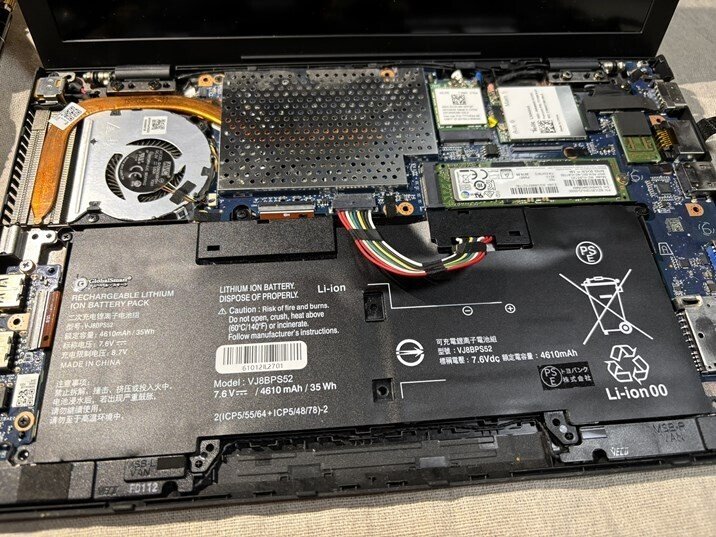 バッテリー交換済 美品 VAIO Pro PJ VJPJ11C11N FHDi5 VAIO Pro PF(VAIO S11)のバッテリーを自分で交換してみた｜きら