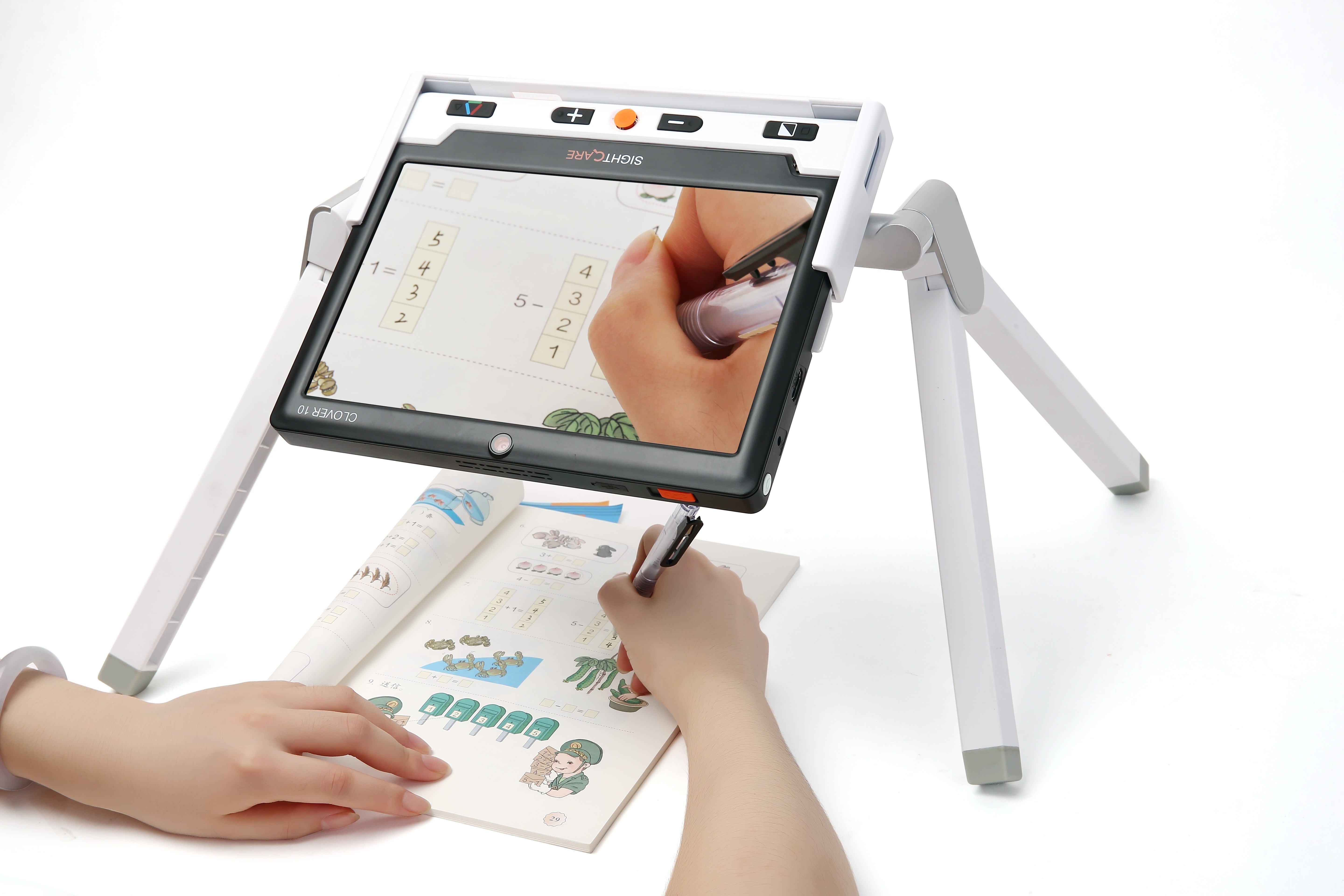 10インチサイズの読書器比較｜拡大読書器のシステムギアビジョン【公式】