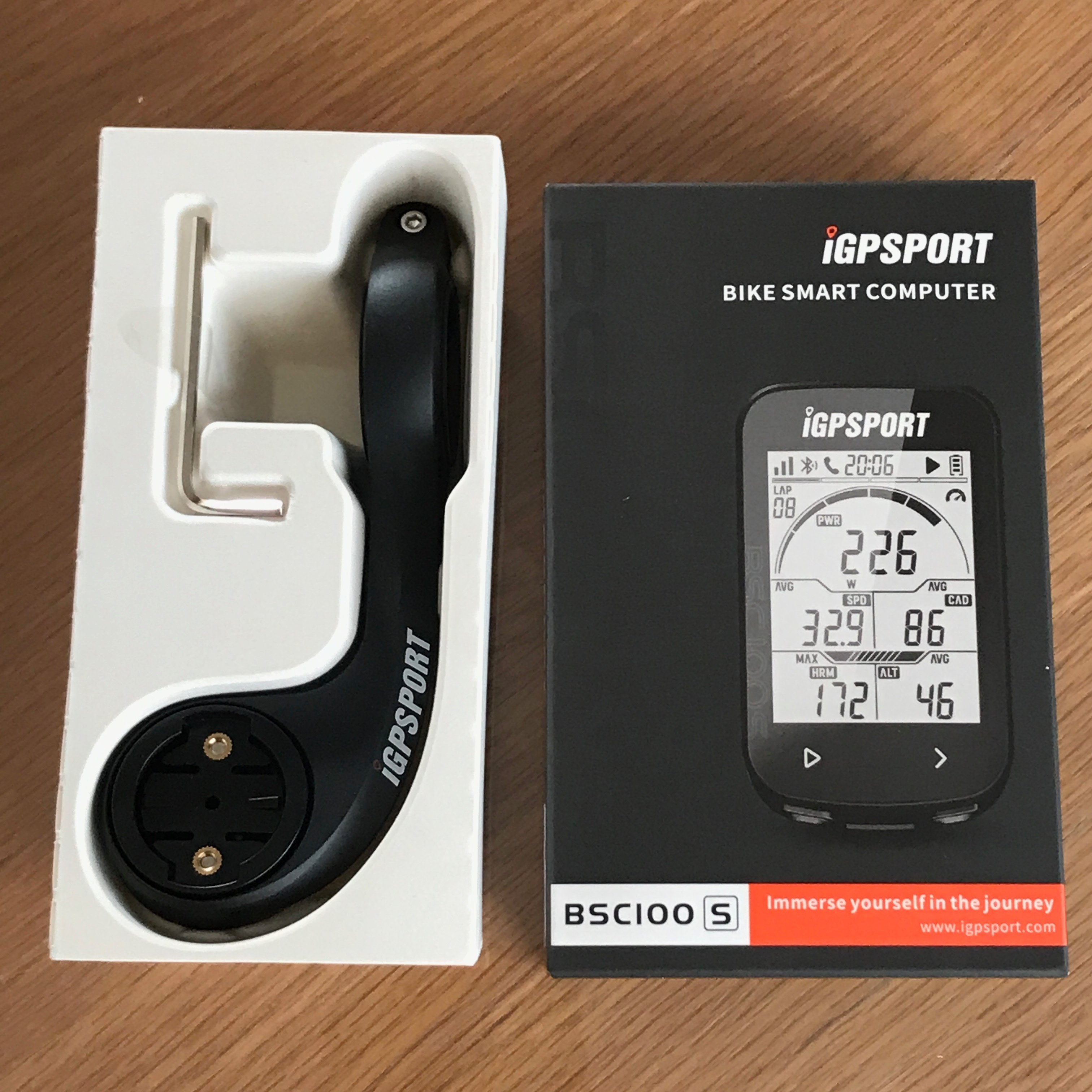 初めてのサイクルコンピュータはiGPSPORTのBSC100S。センサー類 初めてのサイクルコンピュータはiGPSPORTのBSC100S。センサー類