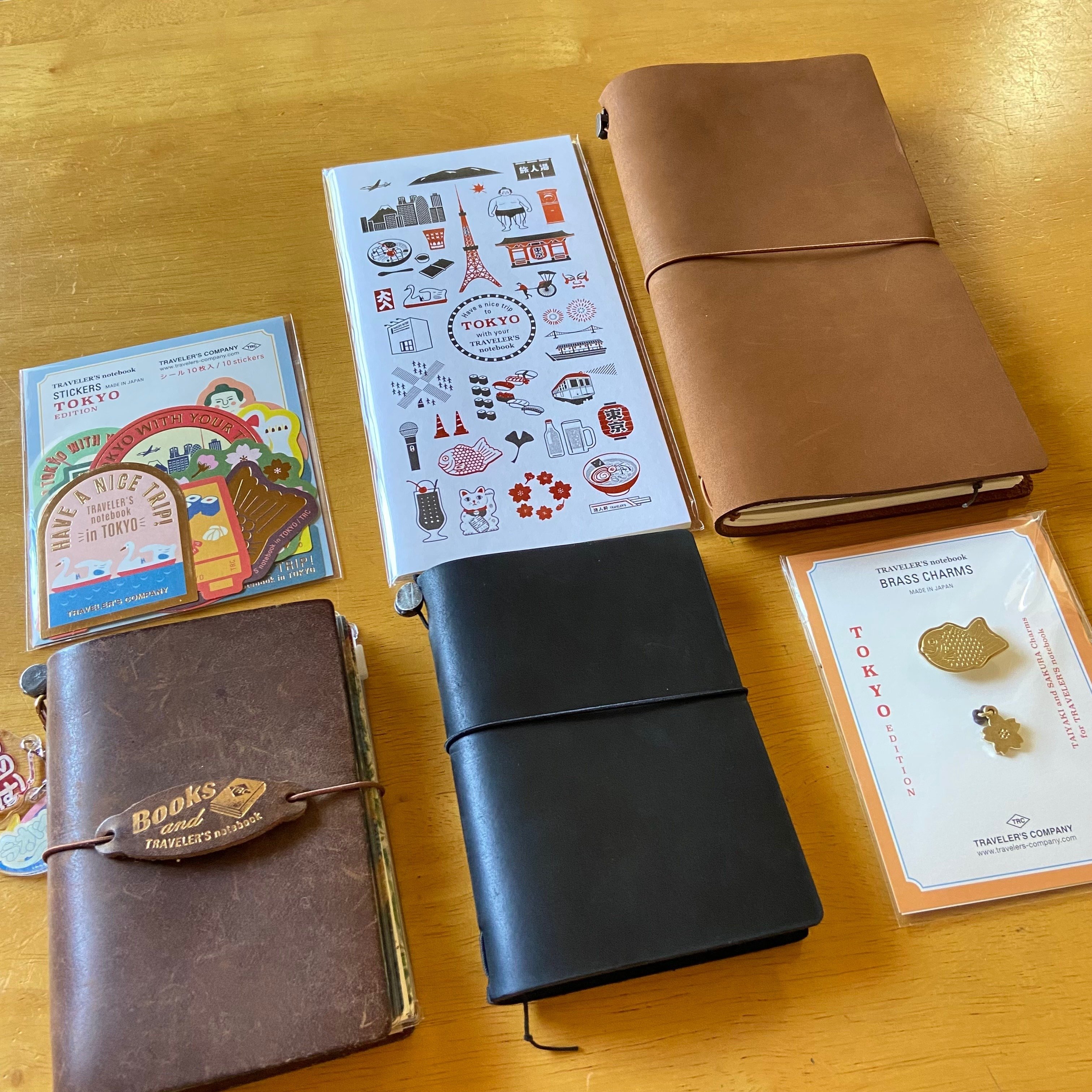 トラベラーズノート レギュラーサイズTOKYO EDITION＋たいやきチャーム BRASS CHARM TOKYO / ブラスチャーム TOKYO | TRAVELER'S COMPANY