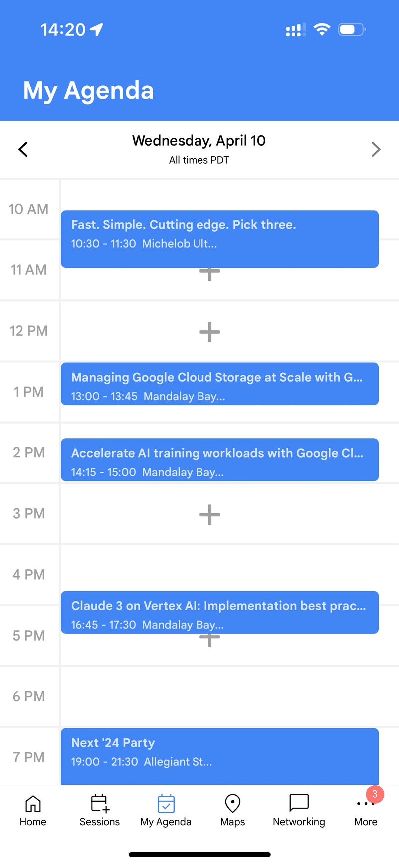 iOSアプリのスクリーンショットです。カレンダーUIが表示されています。各時間帯ごとに、イベントのブロックが表示されています。