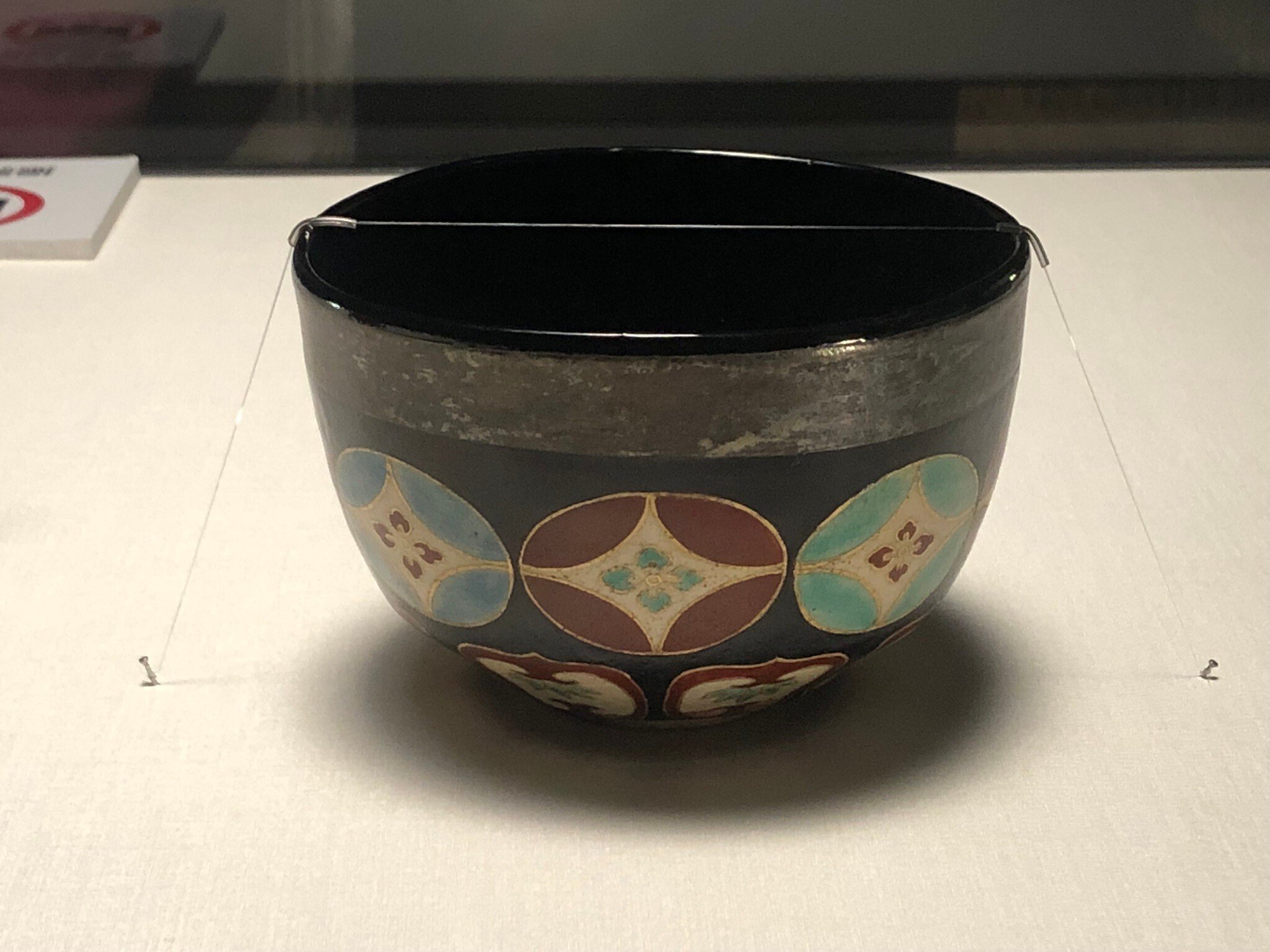 色絵磁器細密緒締め玉