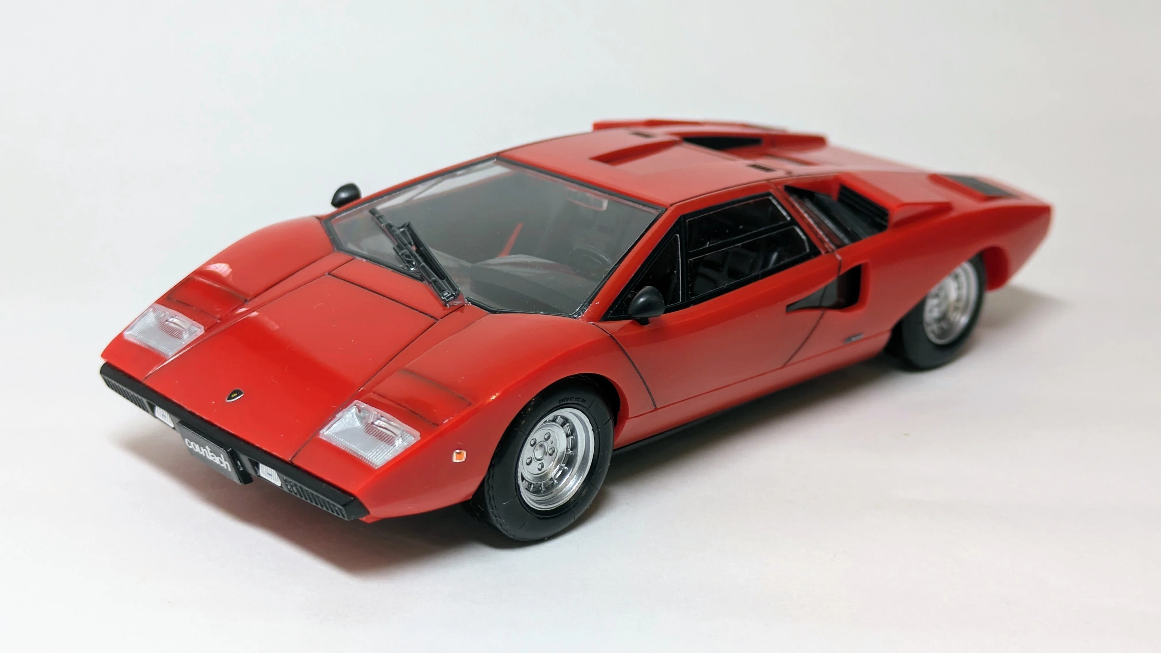 模型ログ] 楽プラ ランボルギーニ カウンタックLP400（レッド）｜Toru