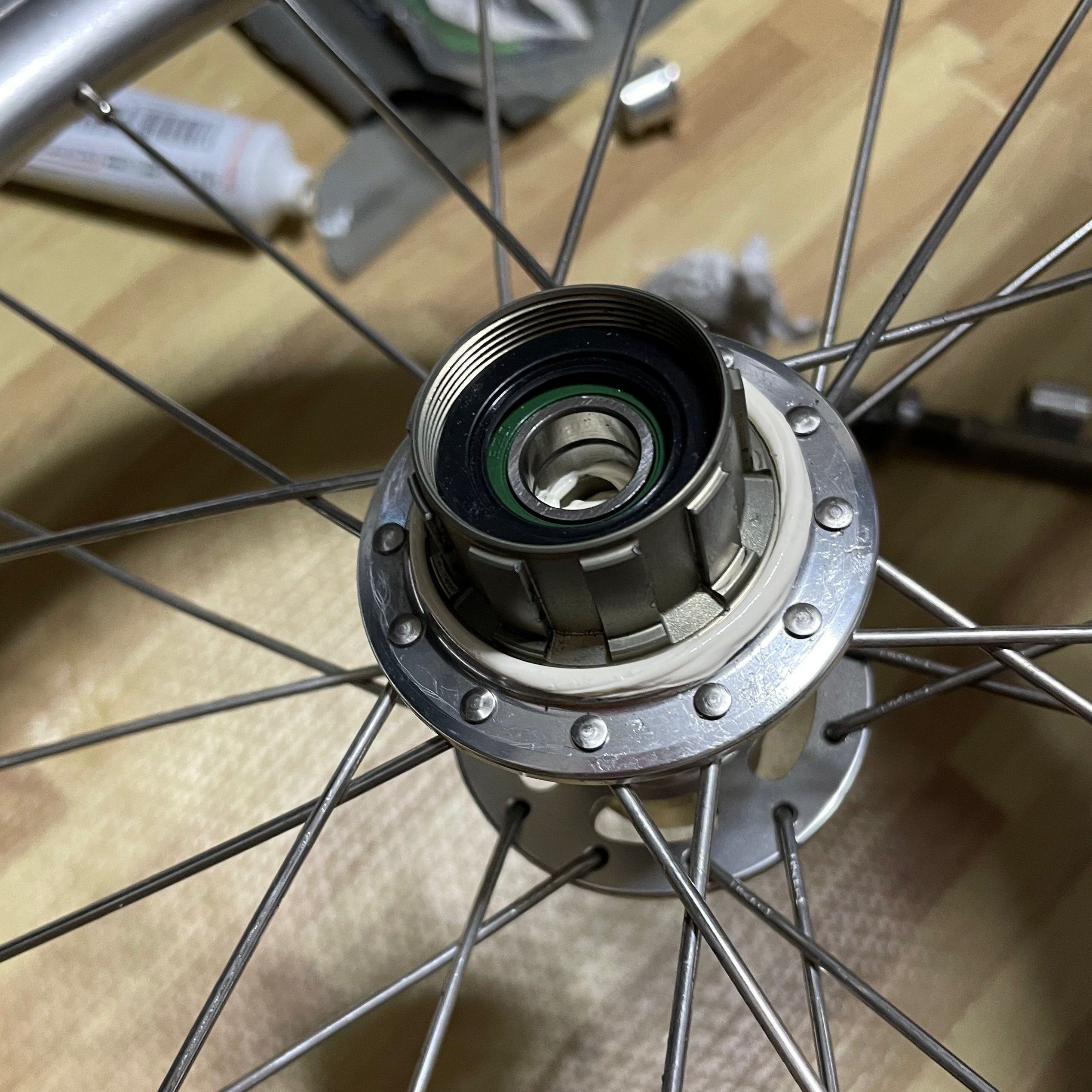 ブロンプトン カスタムホイール静音化｜nono